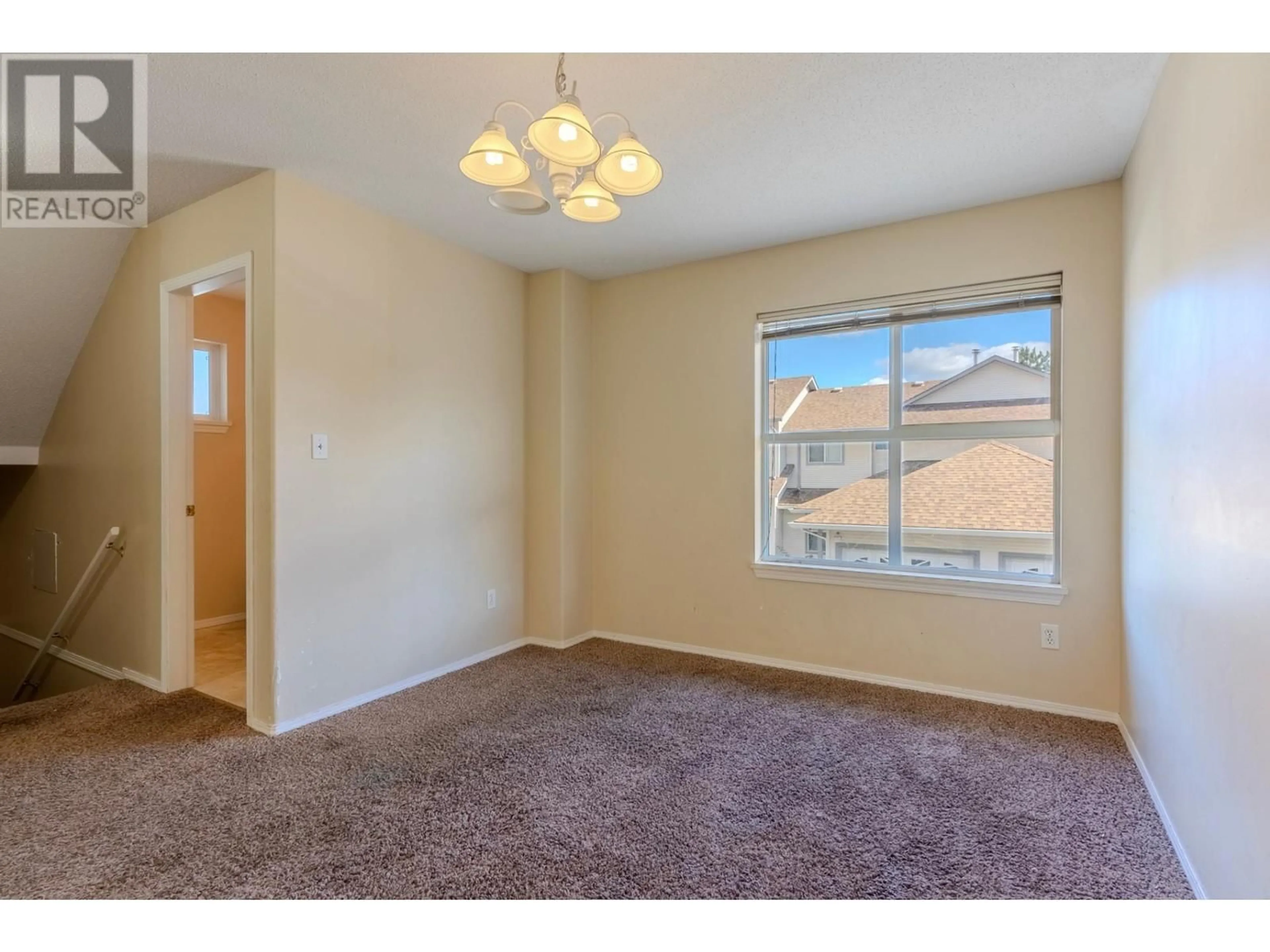 A pic of a room for 7 - 1920 HUGH ALLAN DRIVE, Kamloops British Columbia V1S1Y5