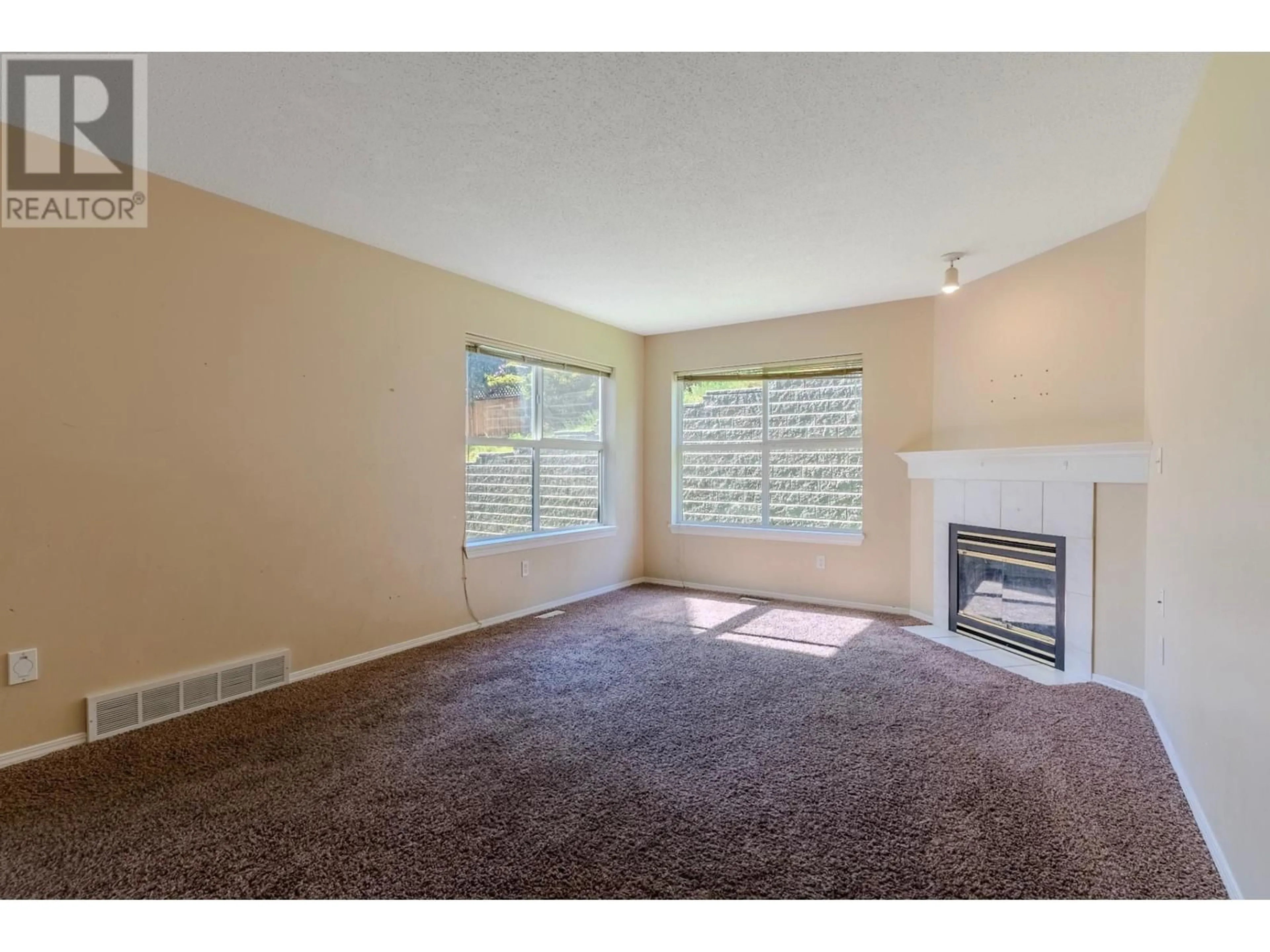 A pic of a room for 7 - 1920 HUGH ALLAN DRIVE, Kamloops British Columbia V1S1Y5