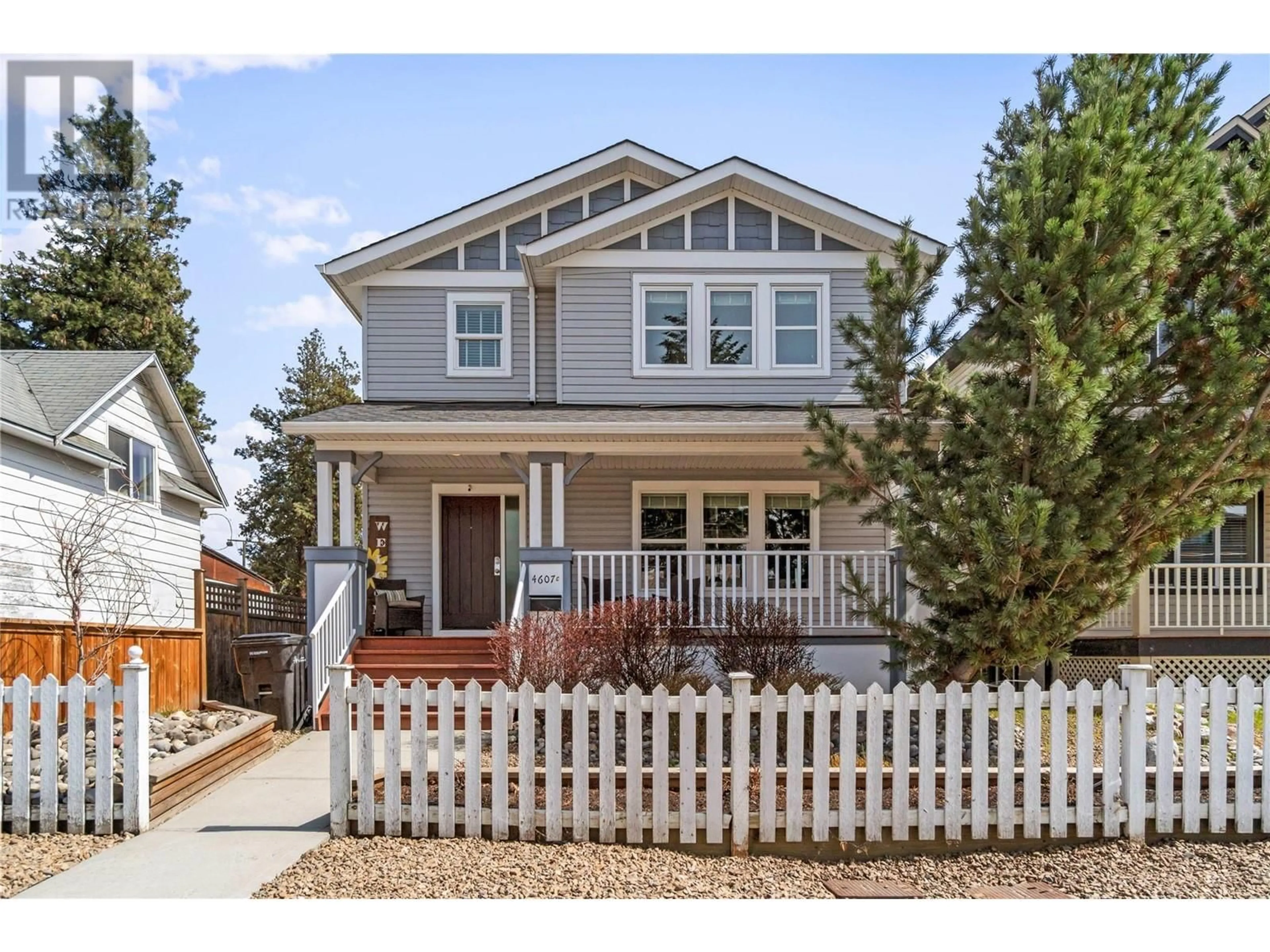 Home with vinyl exterior material, street for 4607 C 20 STREET, Vernon British Columbia V1T4E6
