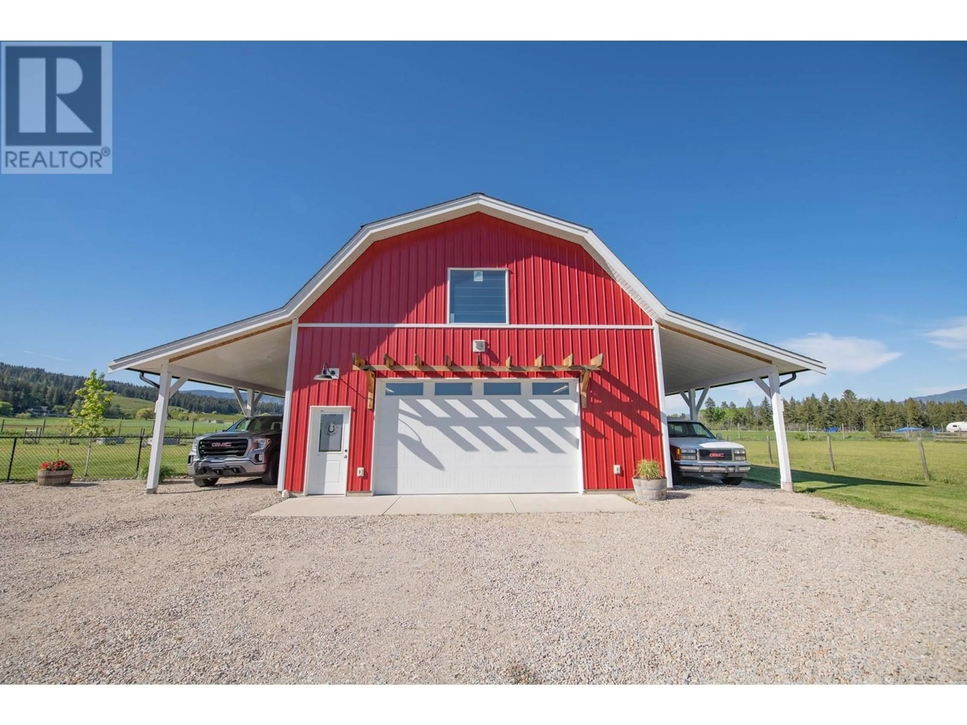 Indoor garage for 4160 NOBLE ROAD, Spallumcheen British Columbia V0E1B4