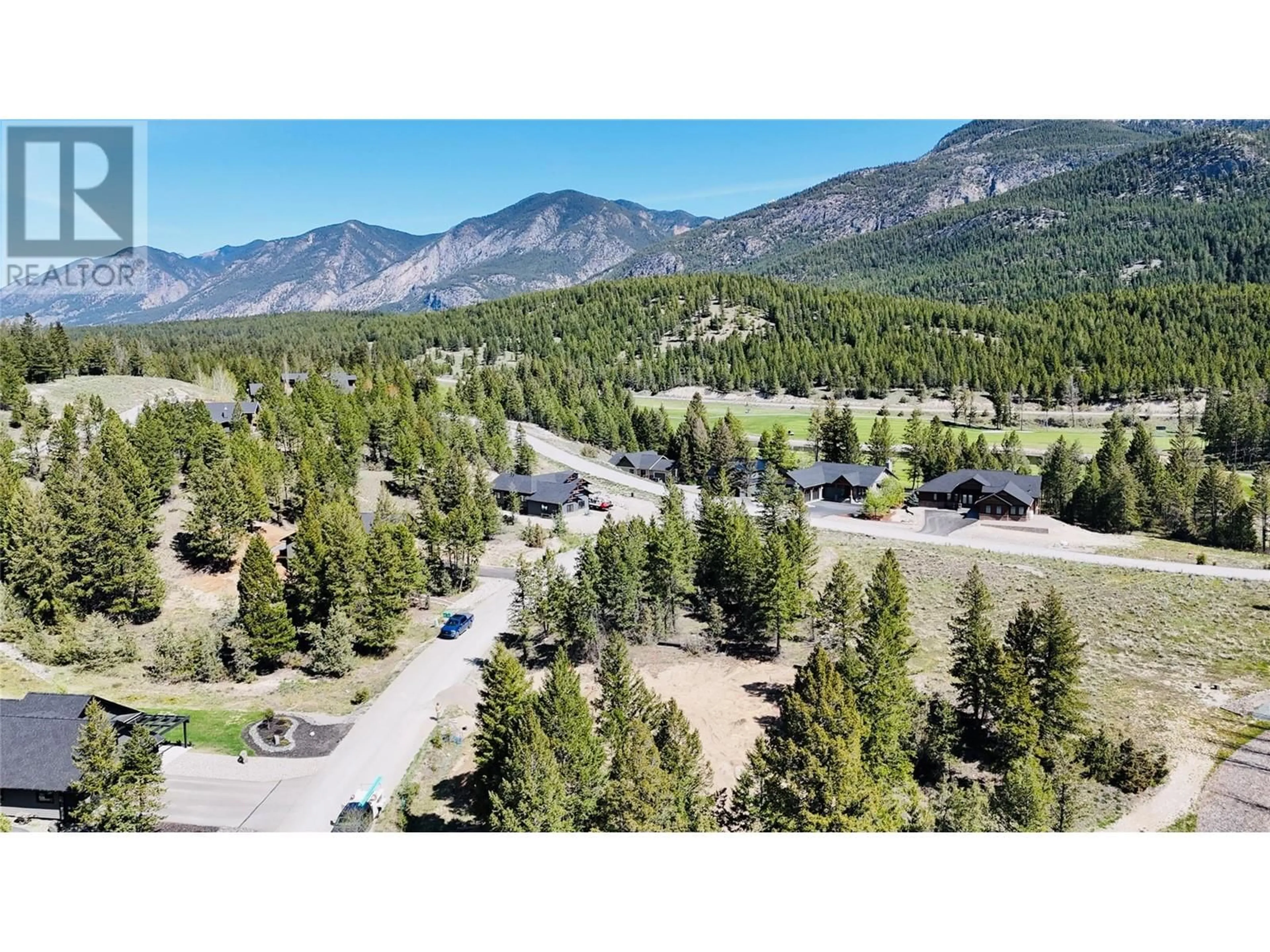 A pic from outside/outdoor area/front of a property/back of a property/a pic from drone, mountain view for 5072 BERLAND BEND, Windermere British Columbia V0A1K3