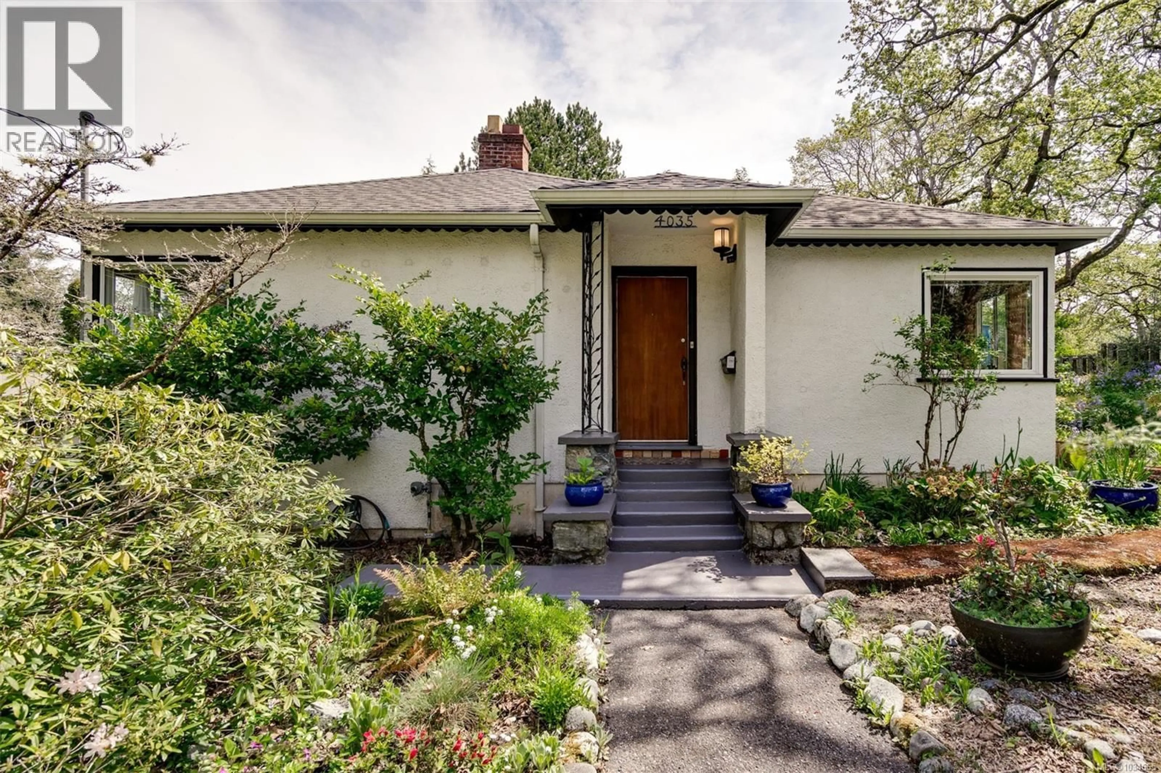 Home with brick exterior material, street for 4035 SAANICH ROAD, Saanich British Columbia V8X1Z2
