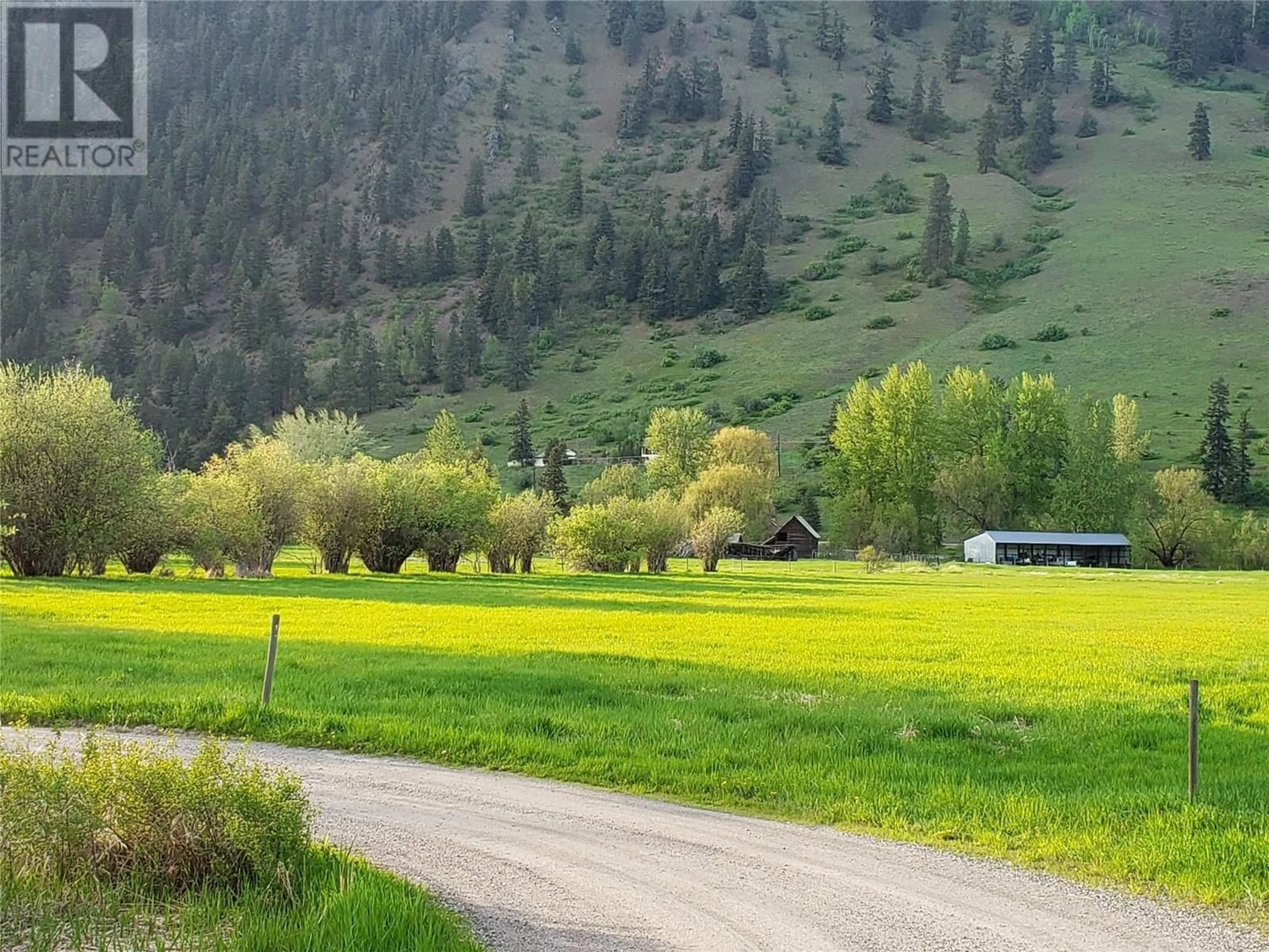 Blurry image for 26 BARNES ROAD, Lumby British Columbia V0E2G7