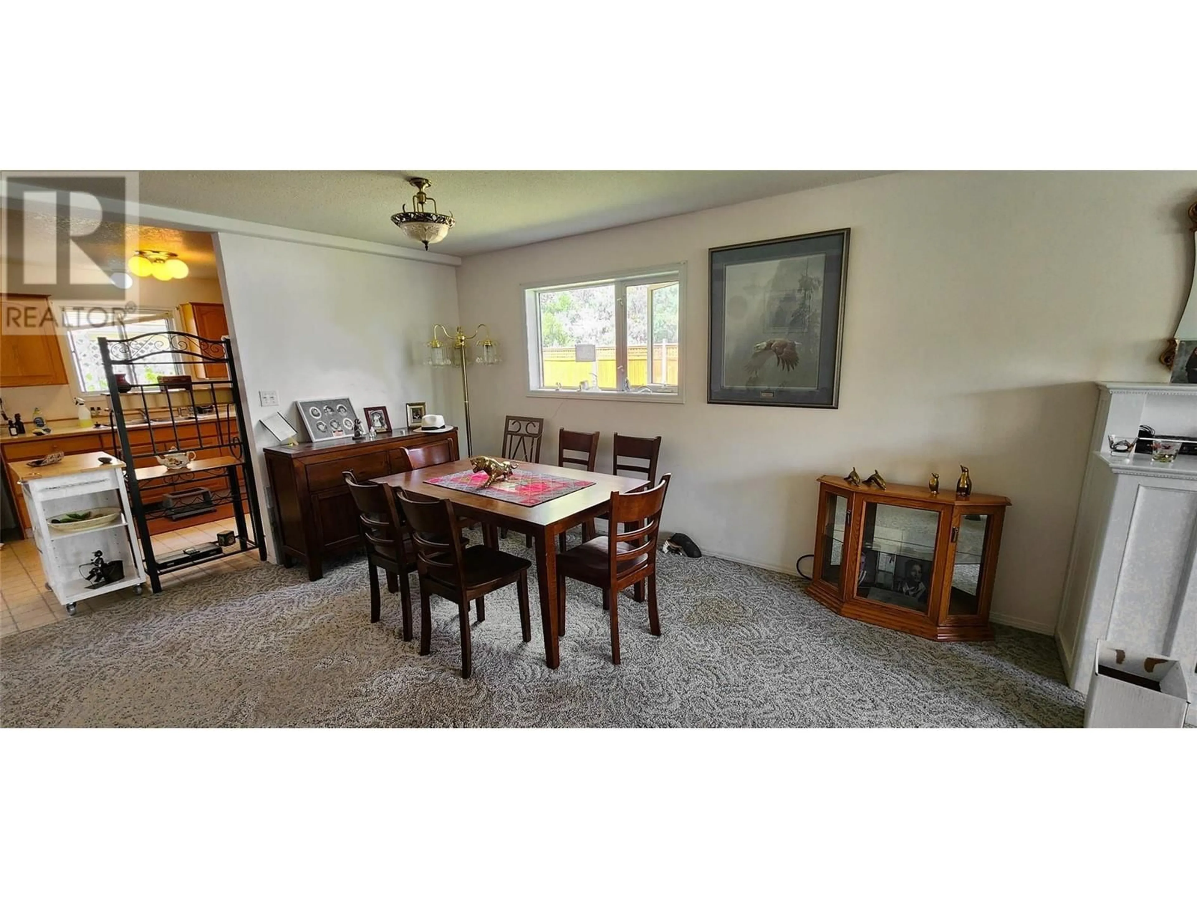 Dining room, unknown for 860 EVENINGSTAR CRESCENT, Oliver British Columbia V0H1T0