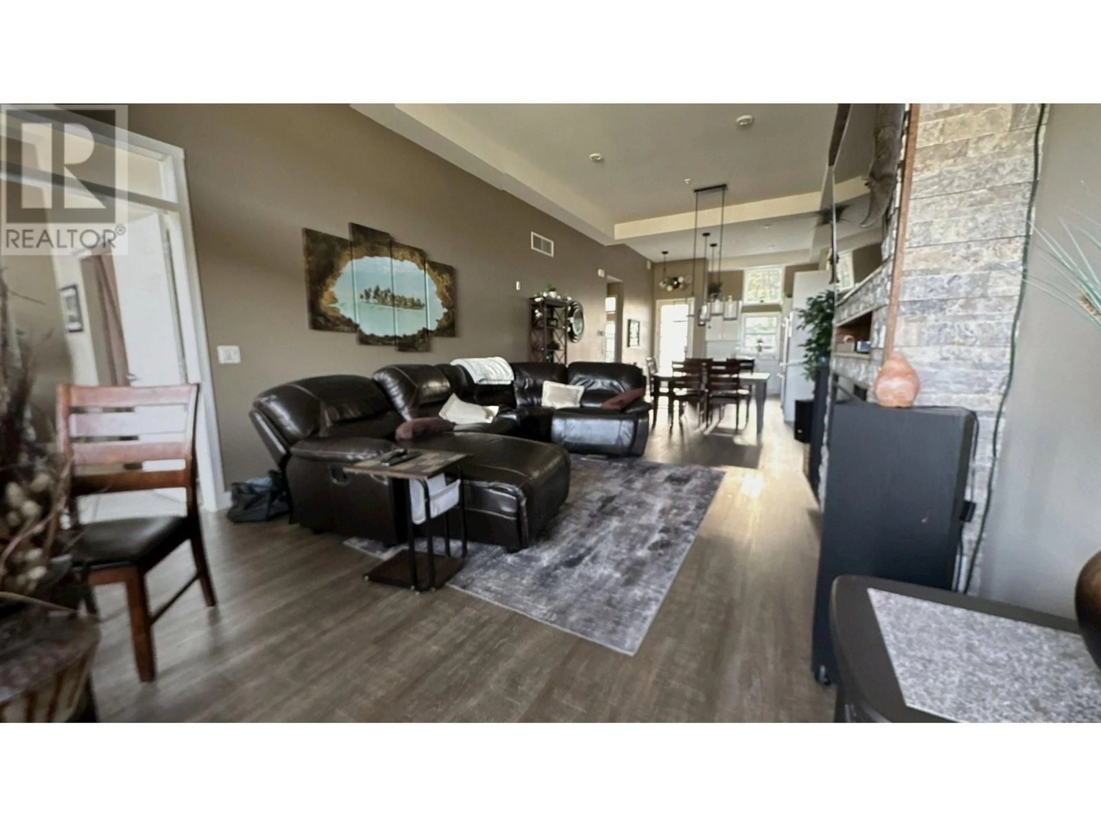 Living room with furniture, unknown for 14 - 9700 SANTINA ROAD, Lake Country British Columbia V4V0B1