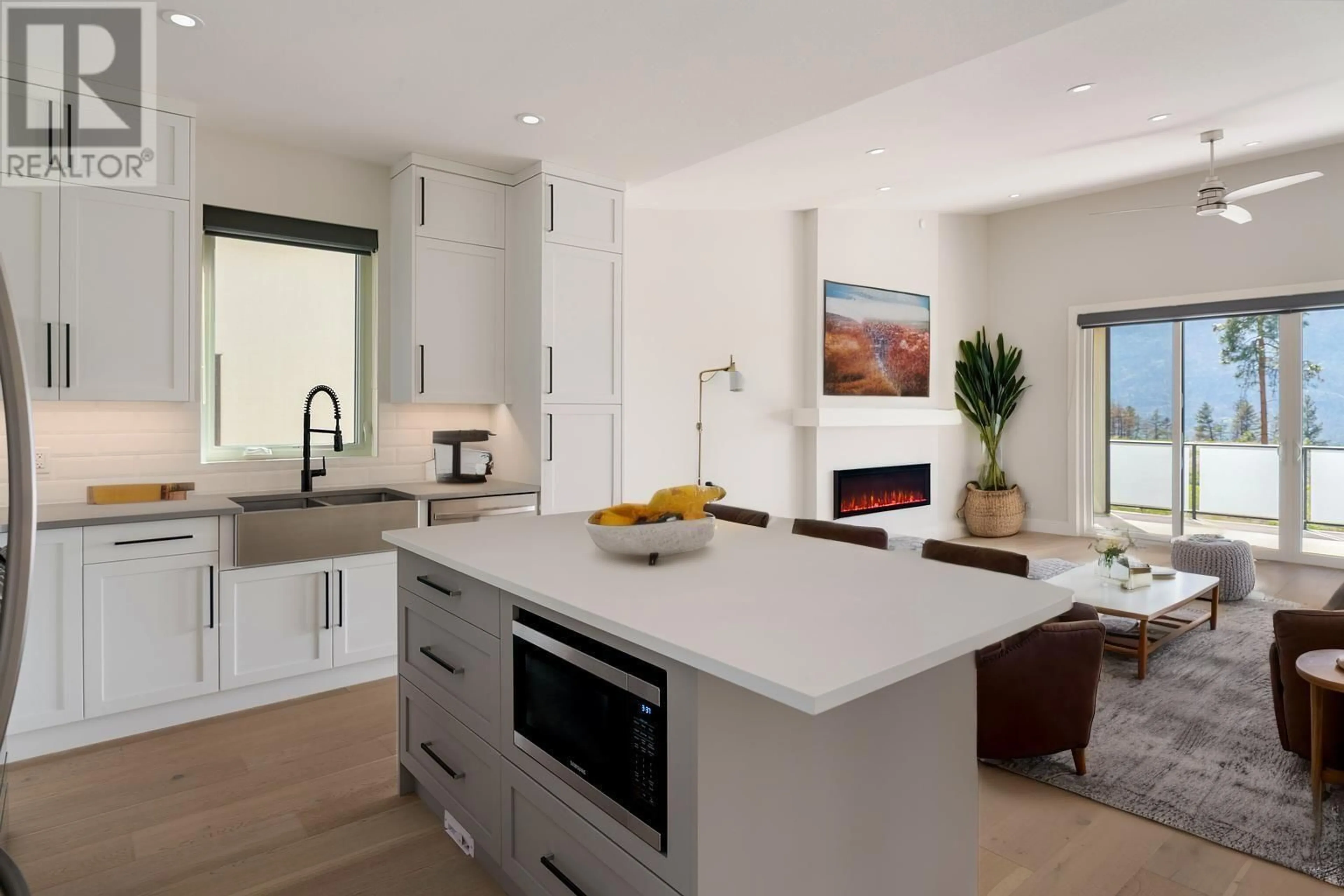 Contemporary kitchen, unknown for 3 - 10100 TYNDALL ROAD, Lake Country British Columbia V4V0A9