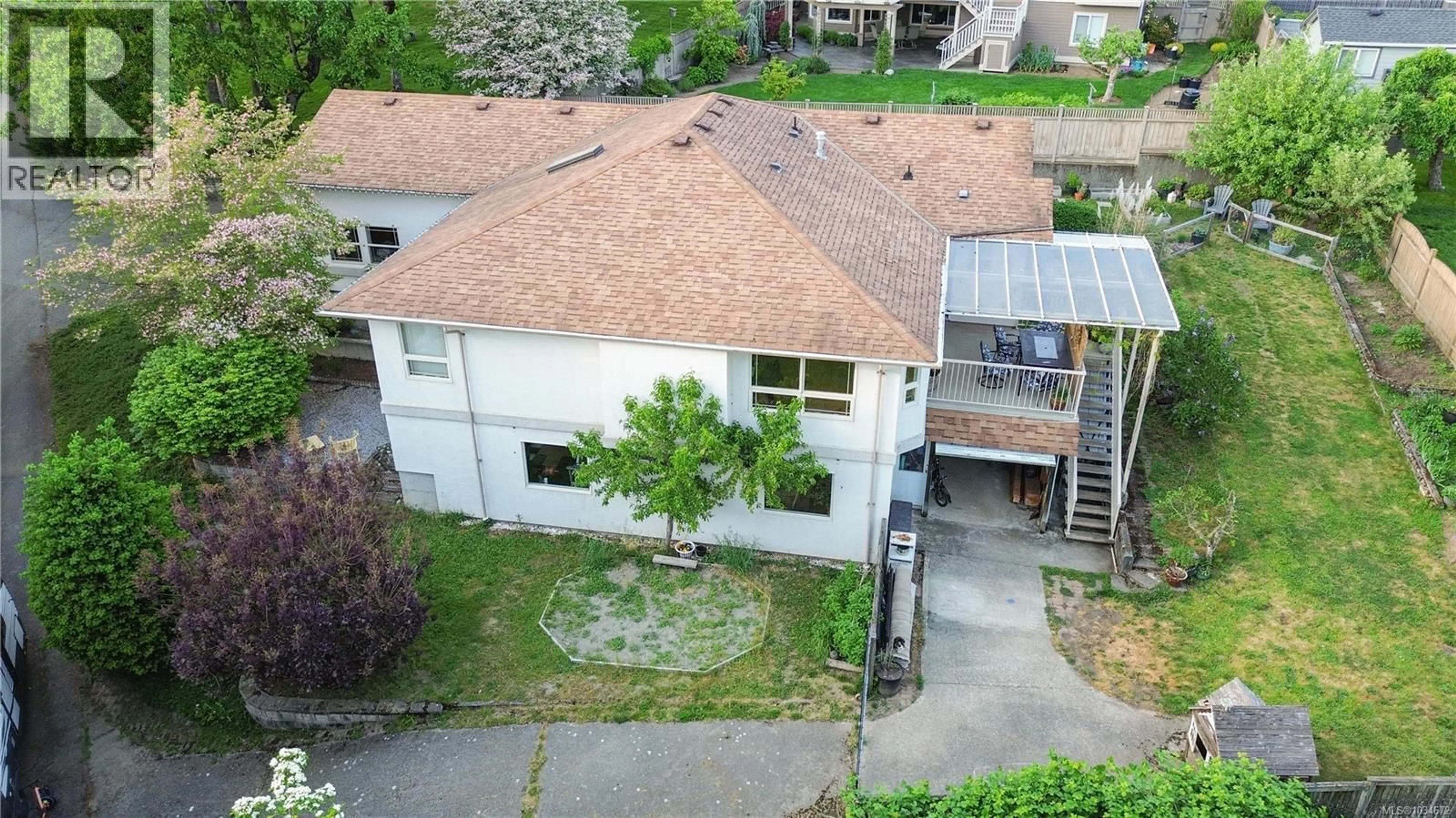 A pic from outside/outdoor area/front of a property/back of a property/a pic from drone, street for 2564 LARKSPUR DRIVE, Duncan British Columbia V9L5G8