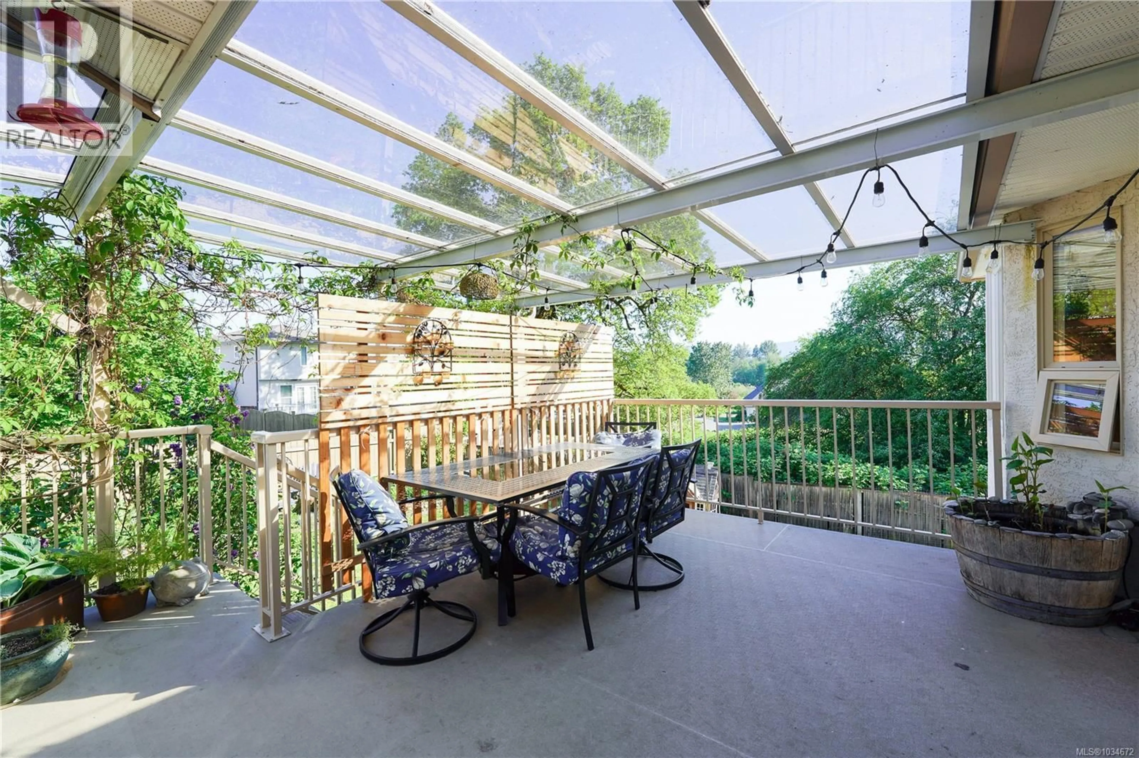 Patio, street for 2564 LARKSPUR DRIVE, Duncan British Columbia V9L5G8
