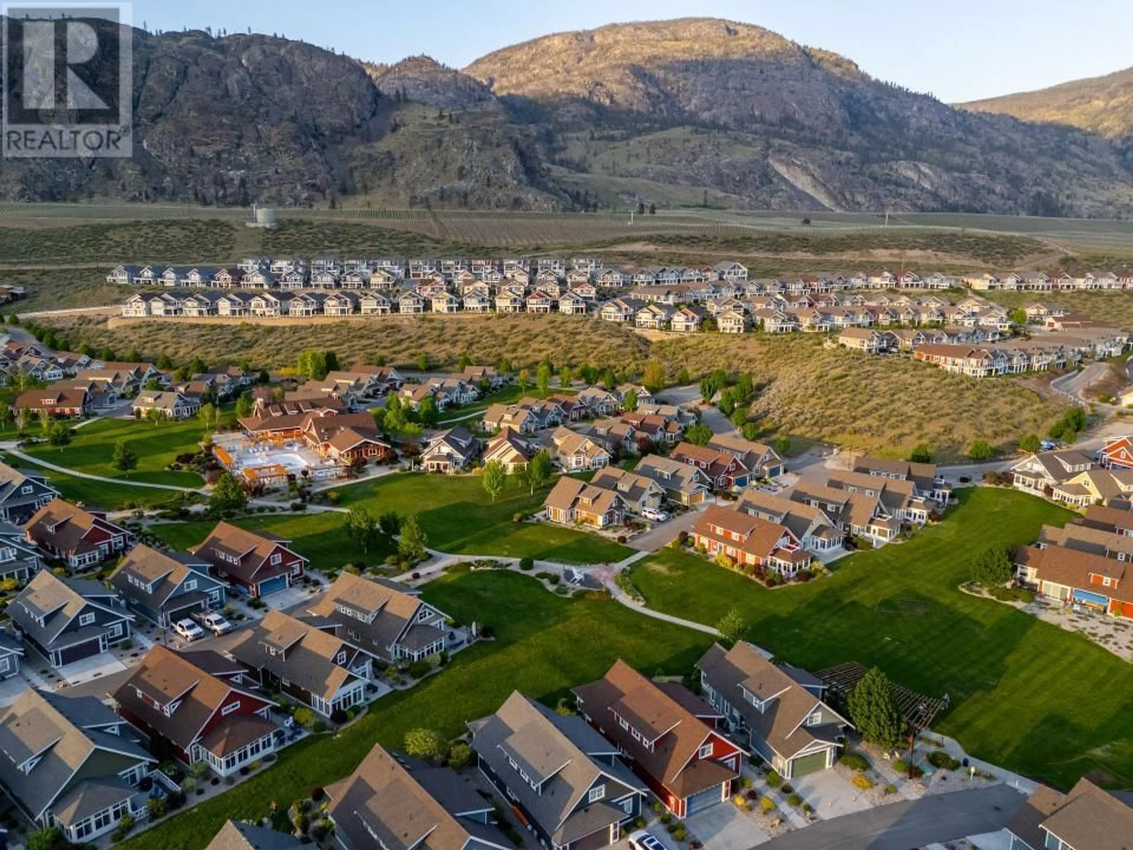 A pic from outside/outdoor area/front of a property/back of a property/a pic from drone, mountain view for 4350 33 HIGHWAY, Beaverdell British Columbia V0H1A0