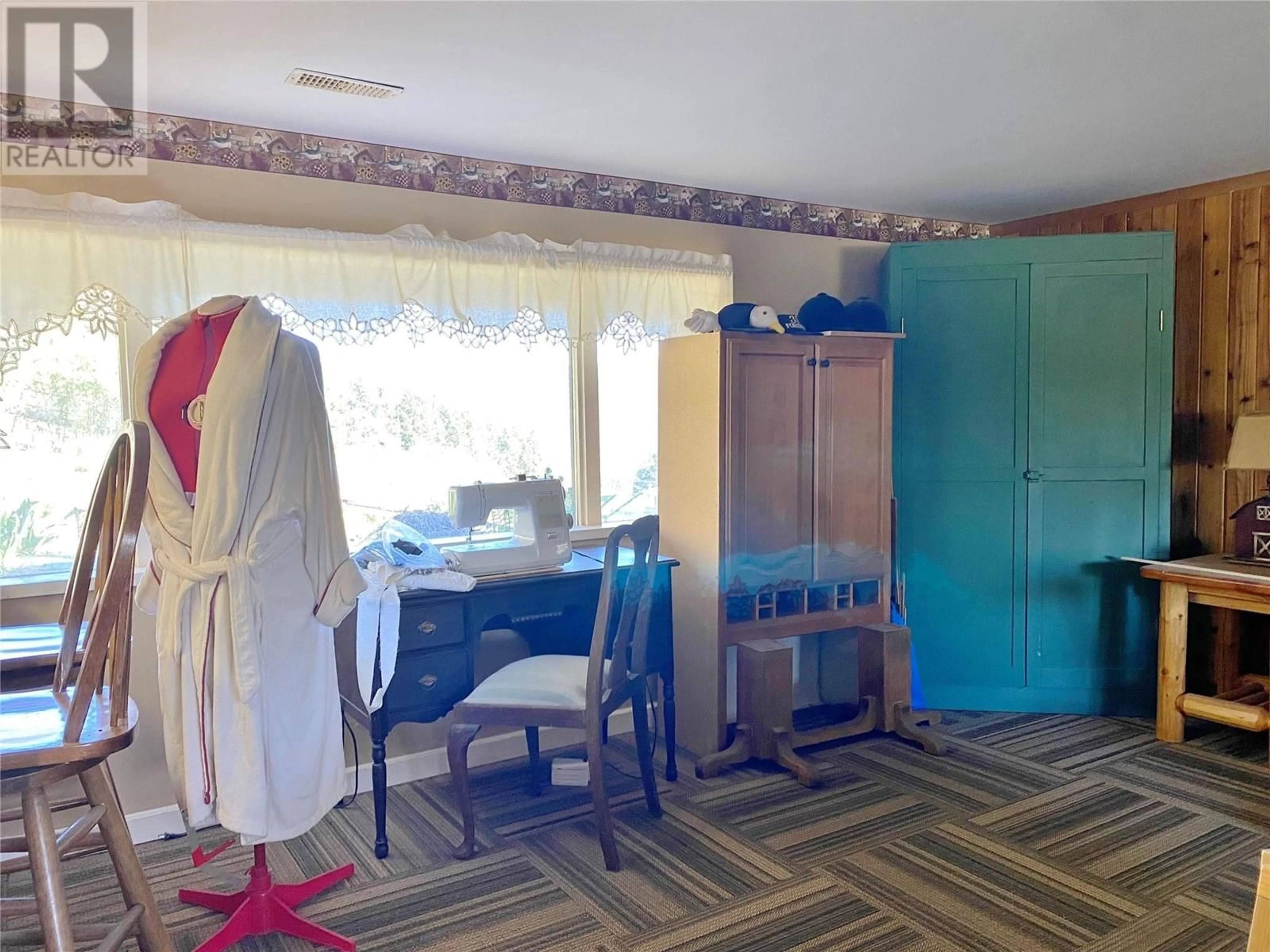 A pic of a room for 3975 HARDY MOUNTAIN ROAD, Grand Forks British Columbia V0A1H2