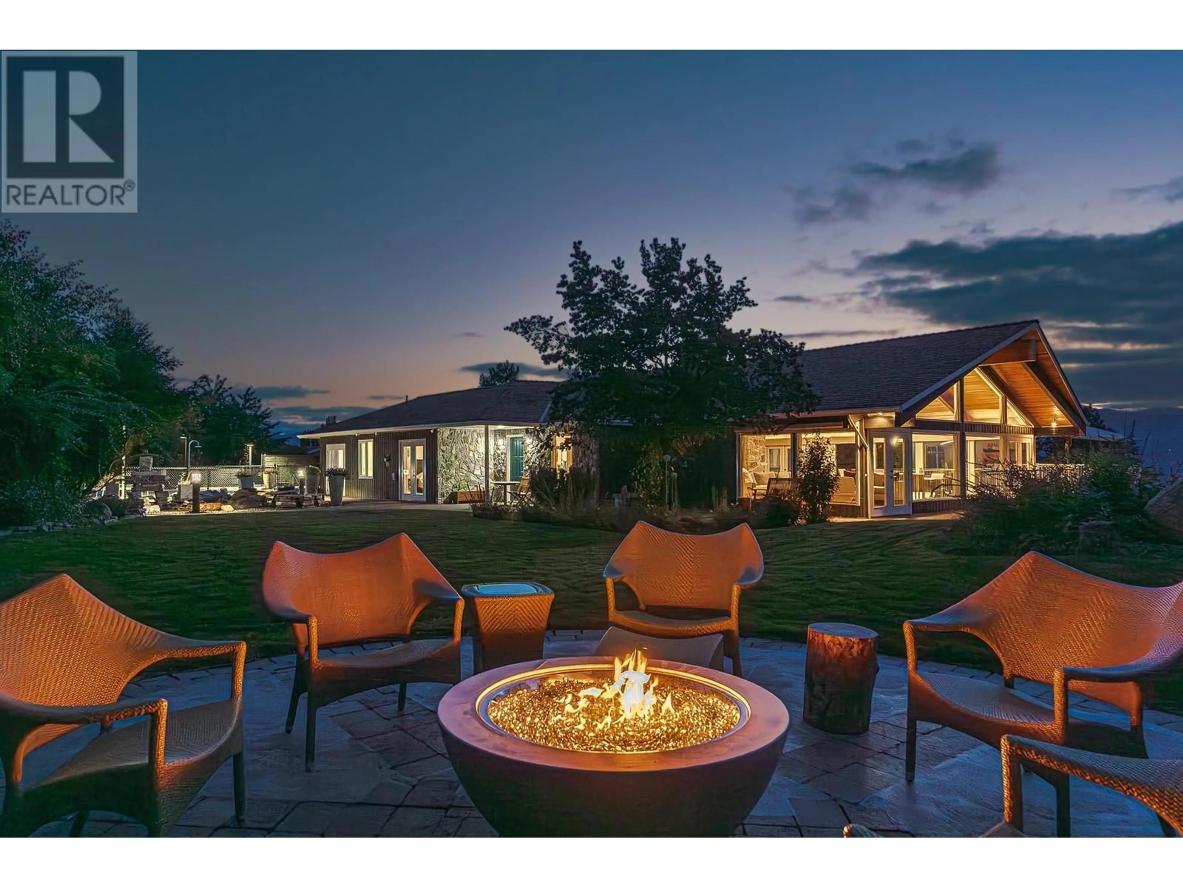 Patio, mountain view for 3029 SPRUCE DRIVE, Naramata British Columbia V0H1N1