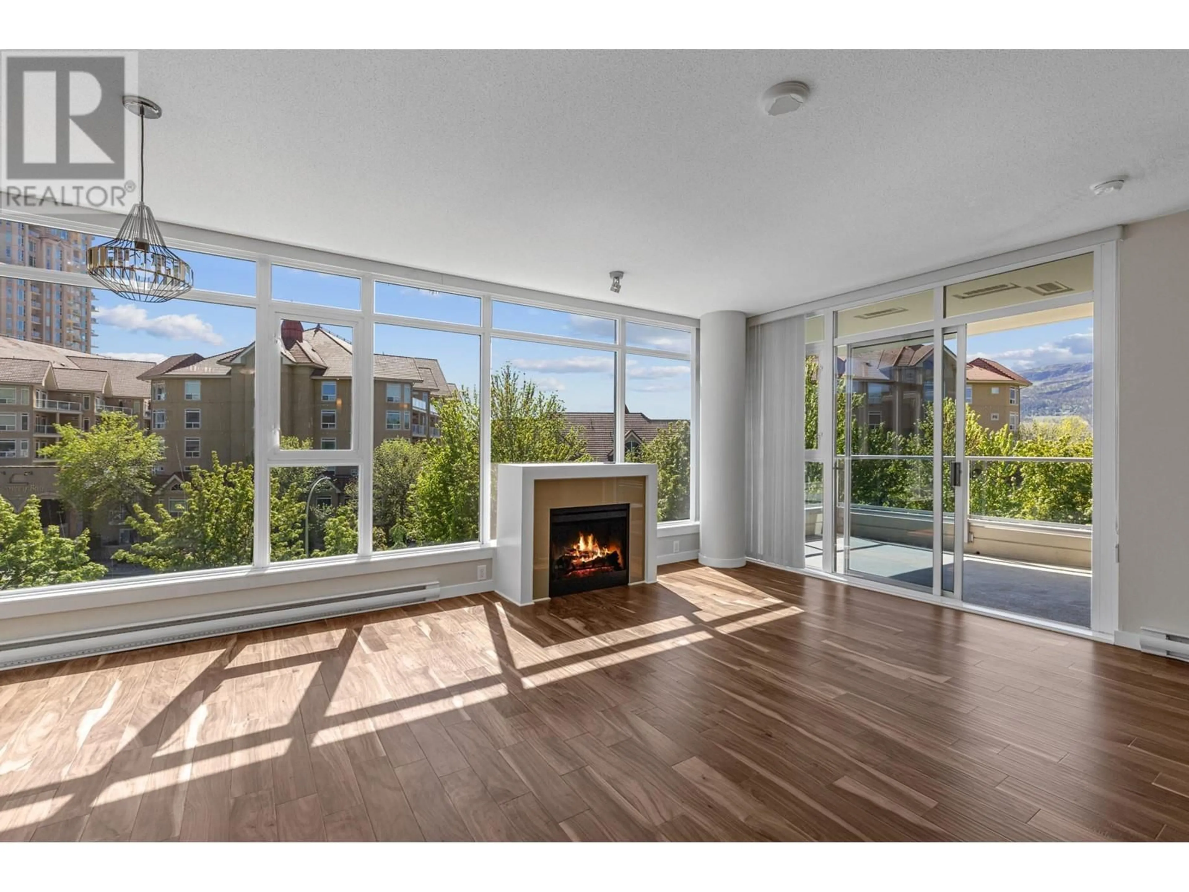 Unknown for 407 - 1075 SUNSET DRIVE, Kelowna British Columbia V1Y9Y9