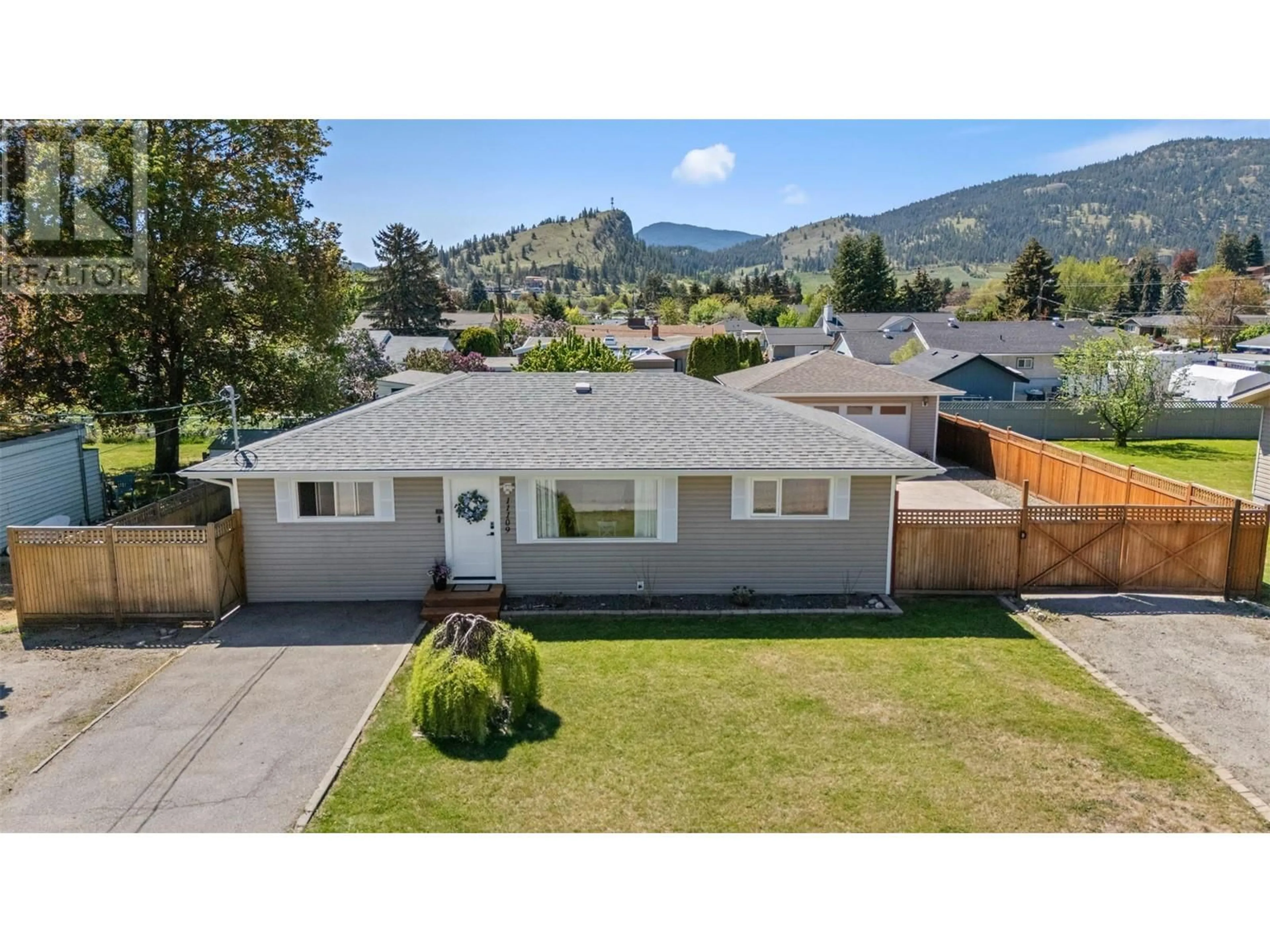 A pic from outside/outdoor area/front of a property/back of a property/a pic from drone, mountain view for 11109 BARCLAY STREET, Summerland British Columbia V0H1Z0
