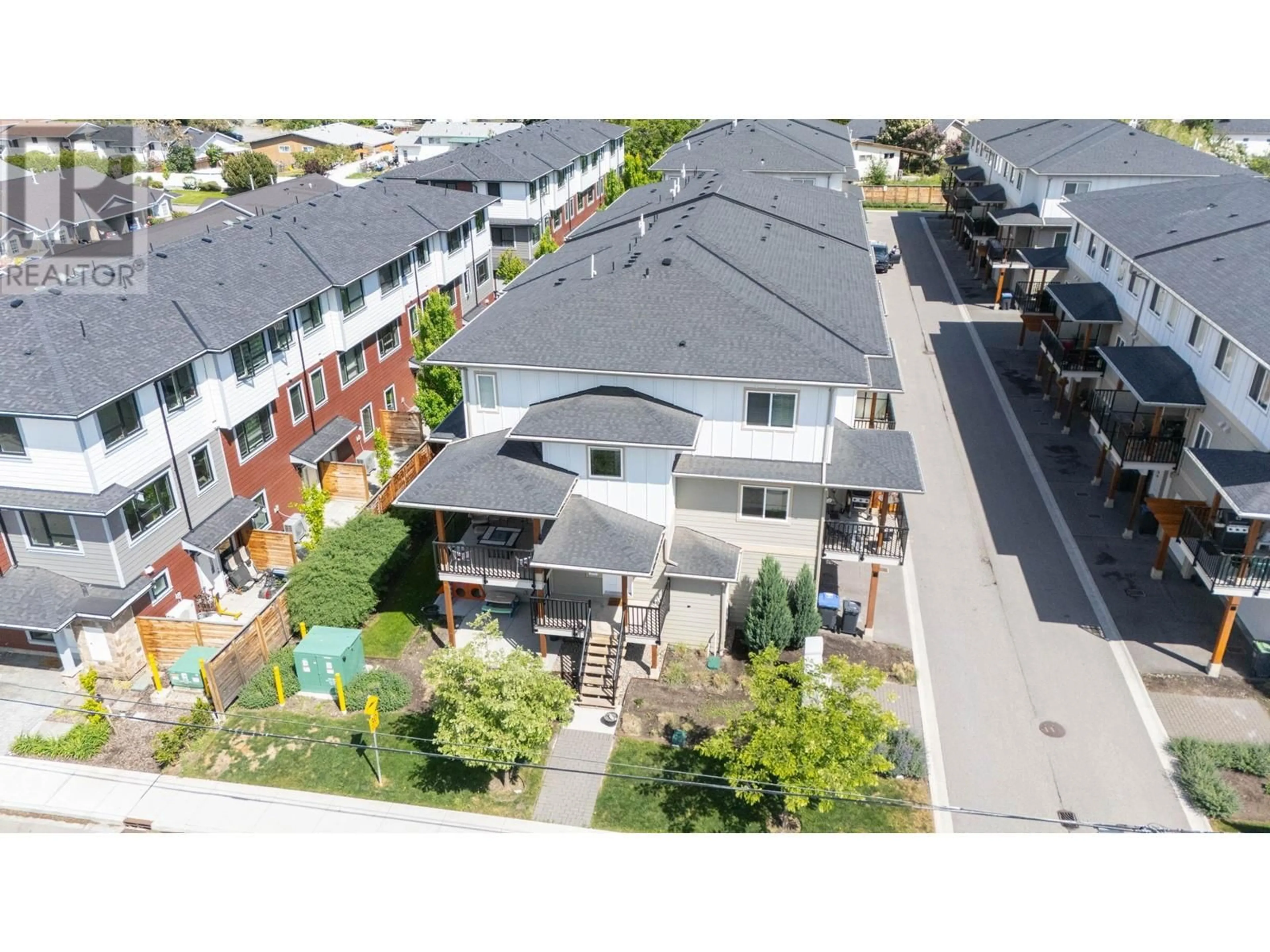 A pic from outside/outdoor area/front of a property/back of a property/a pic from drone, street for 1 - 255 TAYLOR ROAD, Kelowna British Columbia V1X4G1
