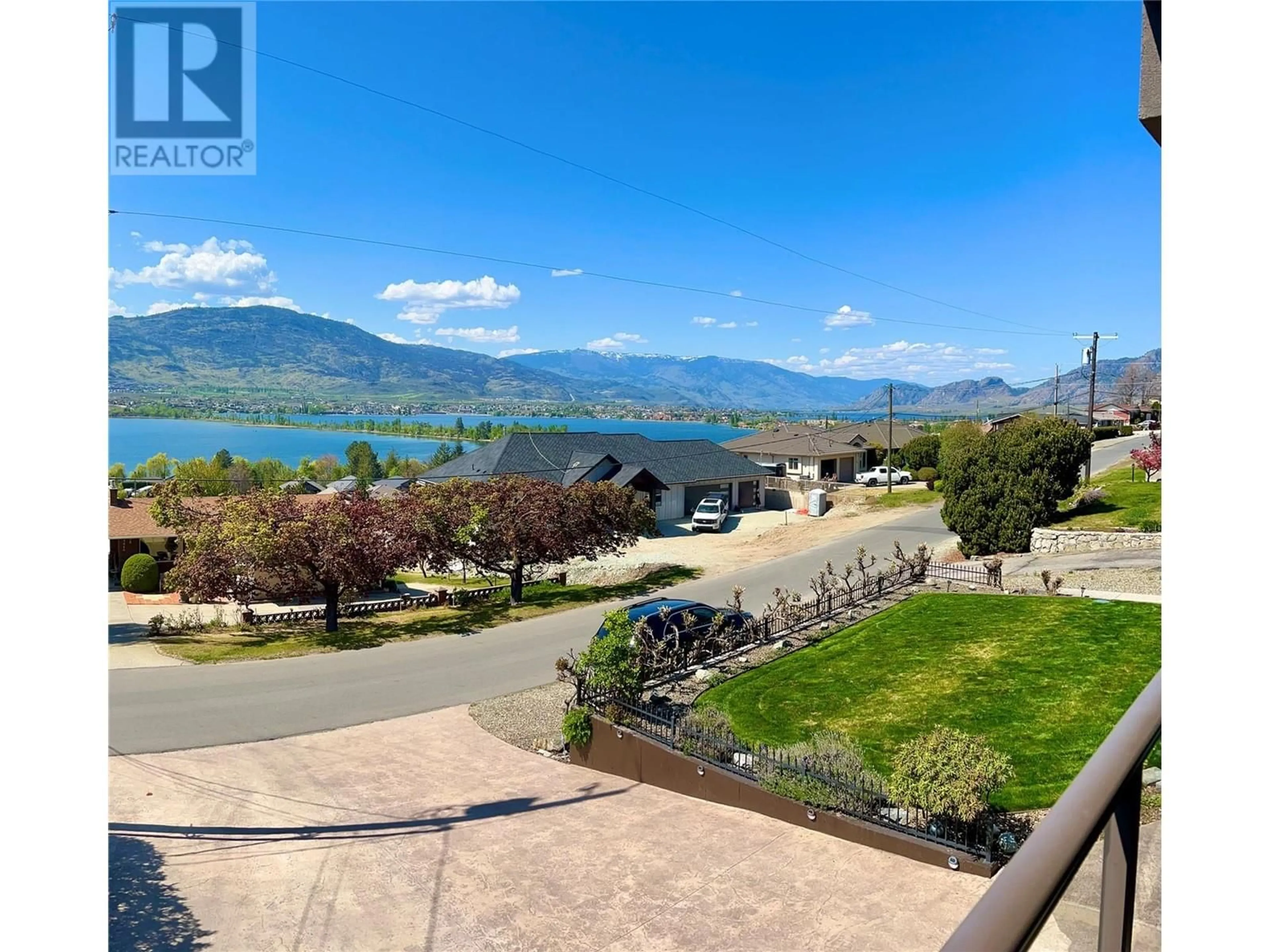 Patio, water/lake/river/ocean view for 3033 37TH STREET, Osoyoos British Columbia V0H1V6