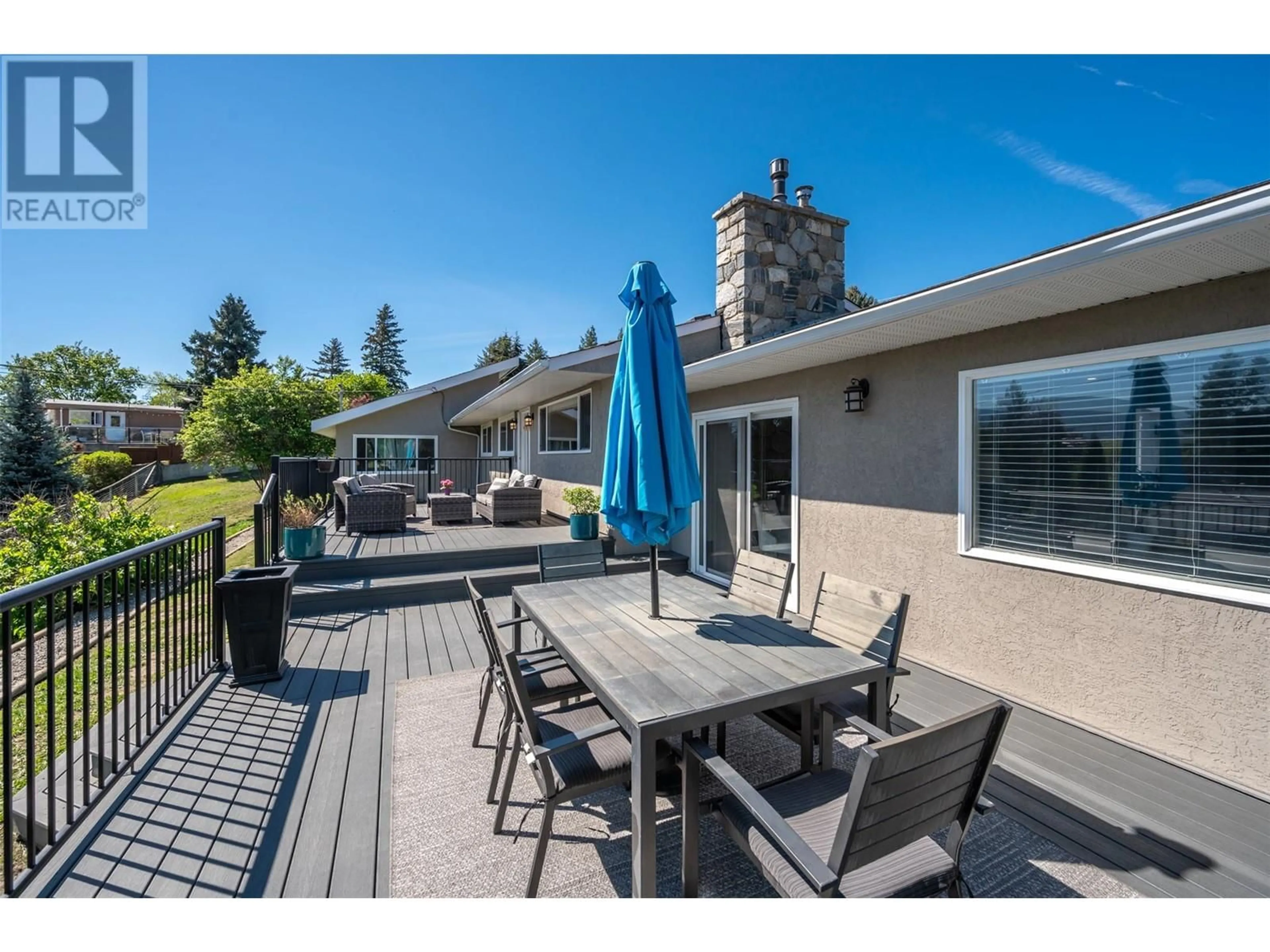 Patio, water/lake/river/ocean view for 1107 PARK PLACE, Penticton British Columbia V2A8X9