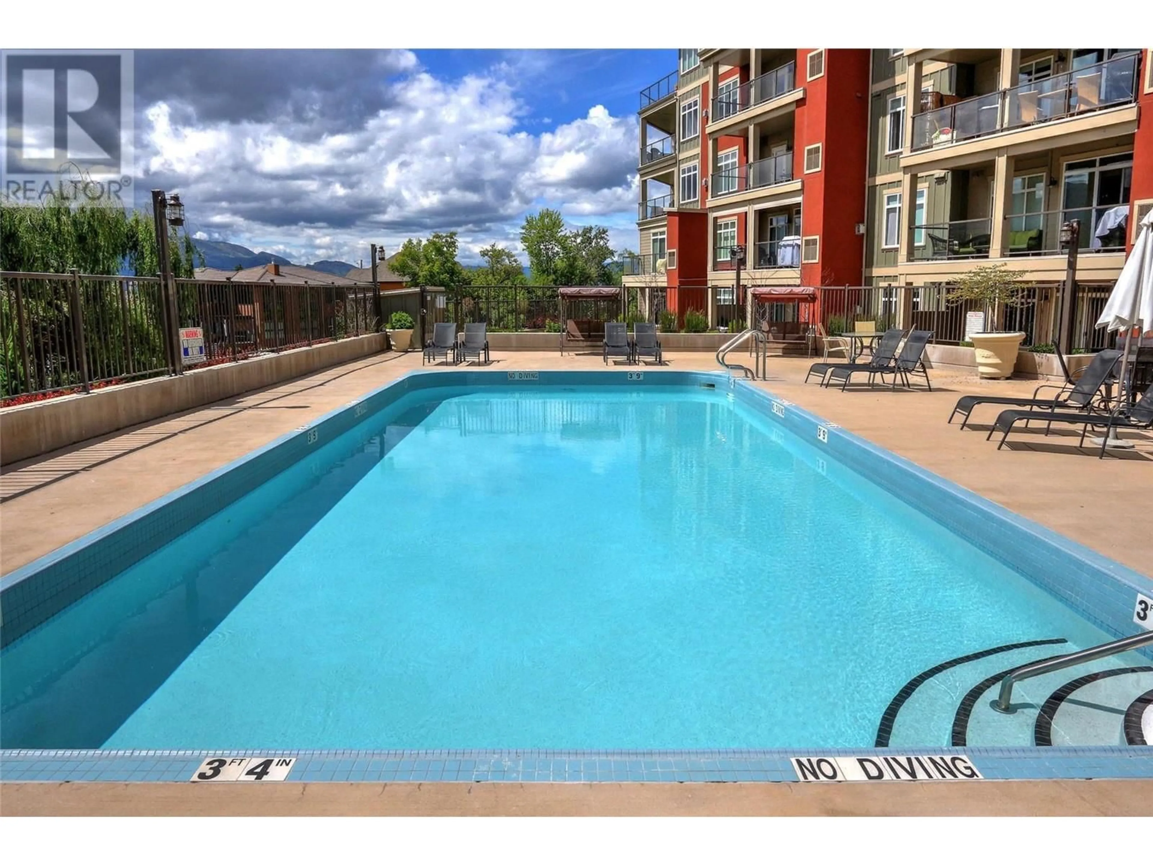 Pool for 502 - 3865 TRUSWELL ROAD, Kelowna British Columbia V1W3K7