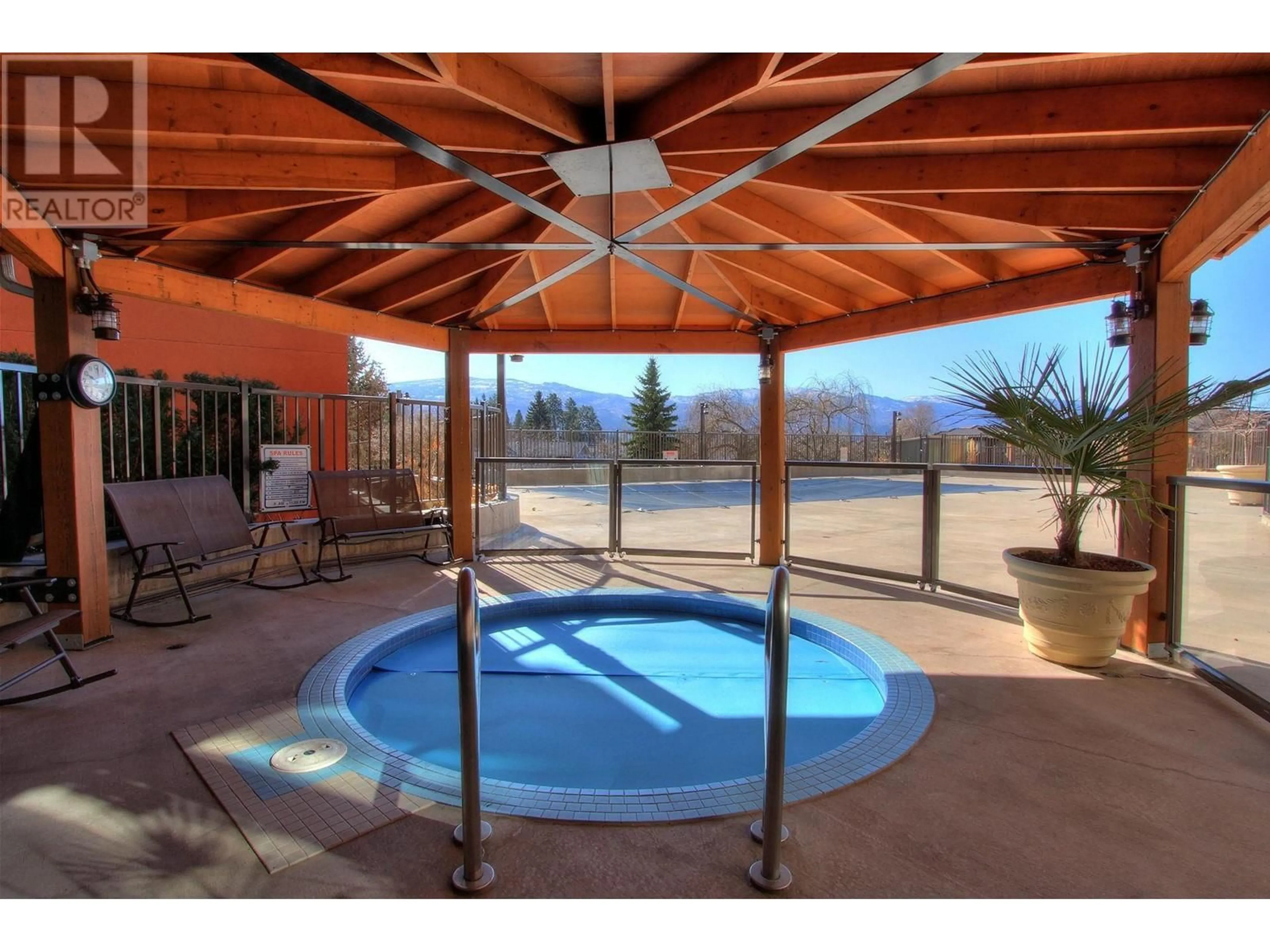 Pool for 502 - 3865 TRUSWELL ROAD, Kelowna British Columbia V1W3K7
