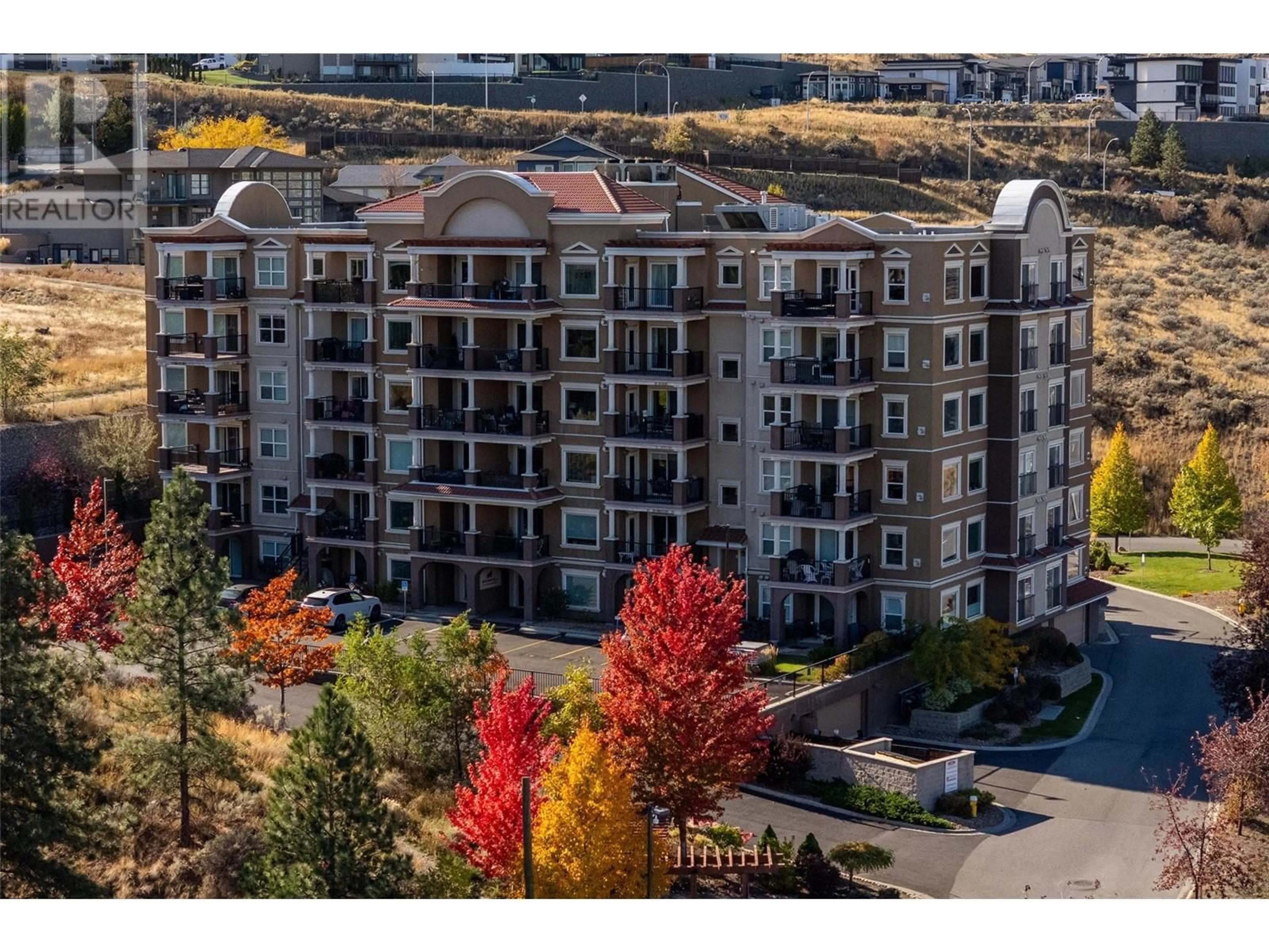 A pic from outside/outdoor area/front of a property/back of a property/a pic from drone, unknown for 307 - 975 VICTORIA  W STREET, Kamloops British Columbia V2C0C2