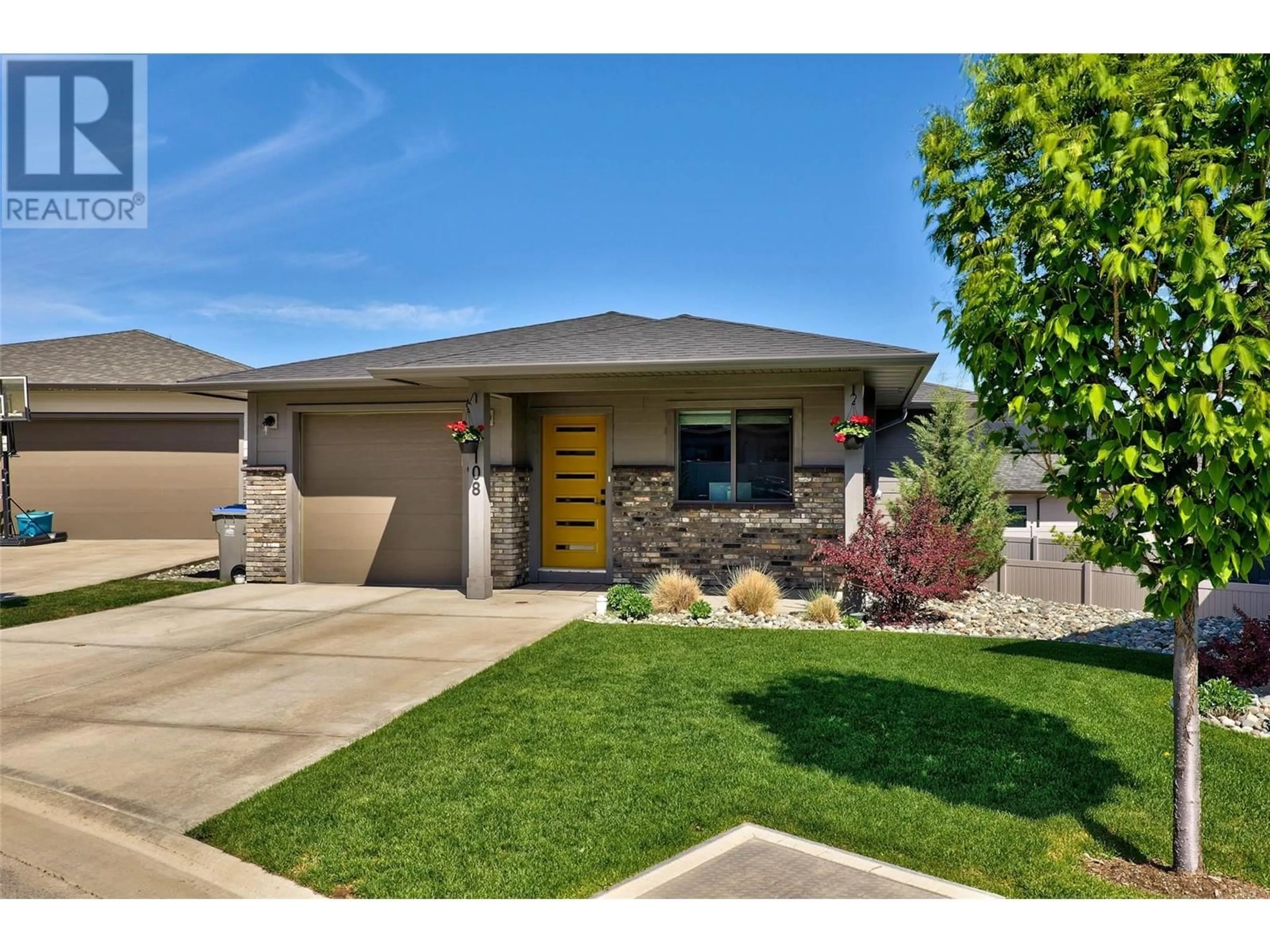 Home with brick exterior material, street for 108 - 1323 KINROSS PLACE, Kamloops British Columbia V1S0E4