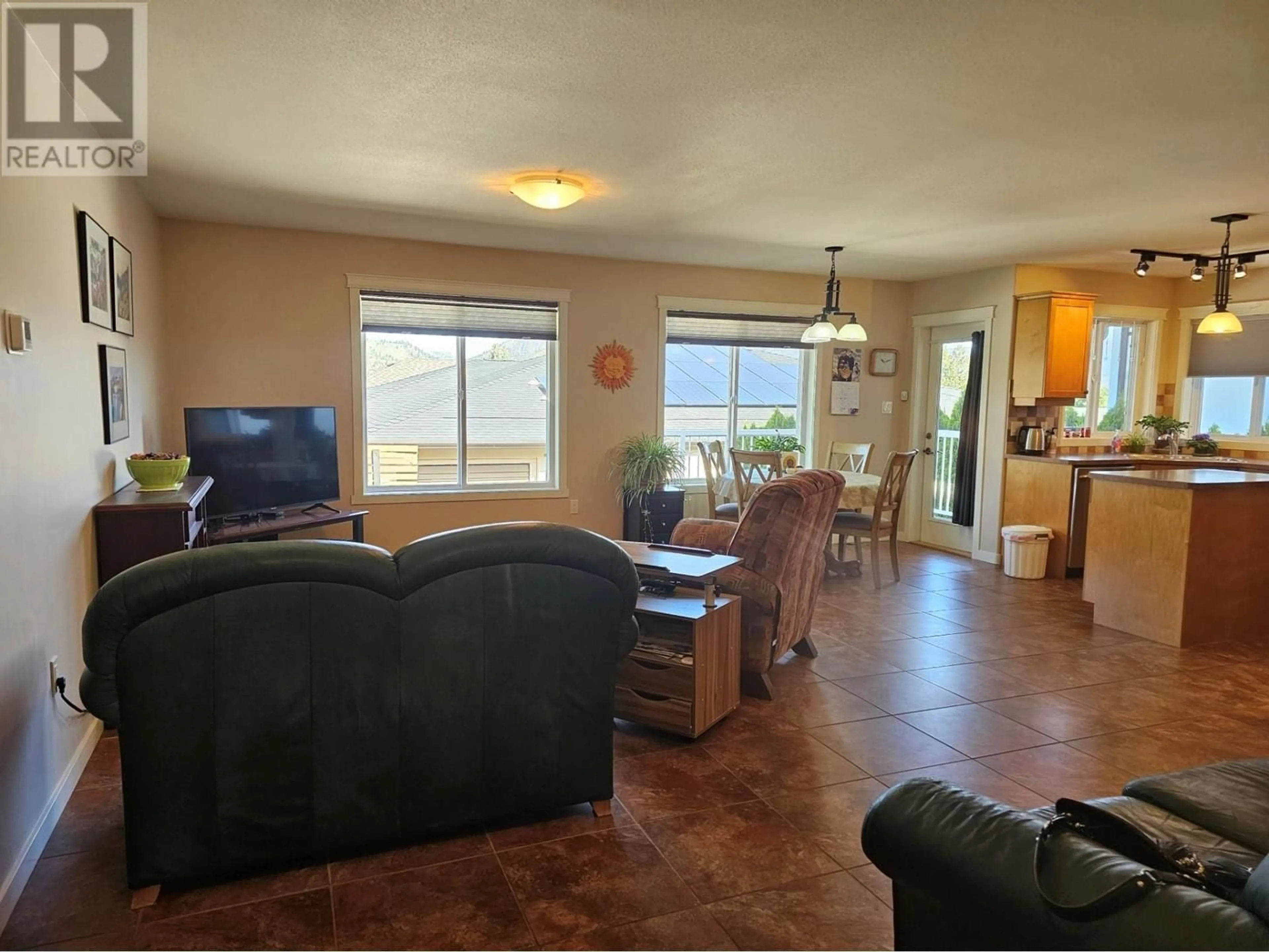 Living room with furniture, unknown for 6948 MOUNTAINVIEW DRIVE, Oliver British Columbia V0H1T4