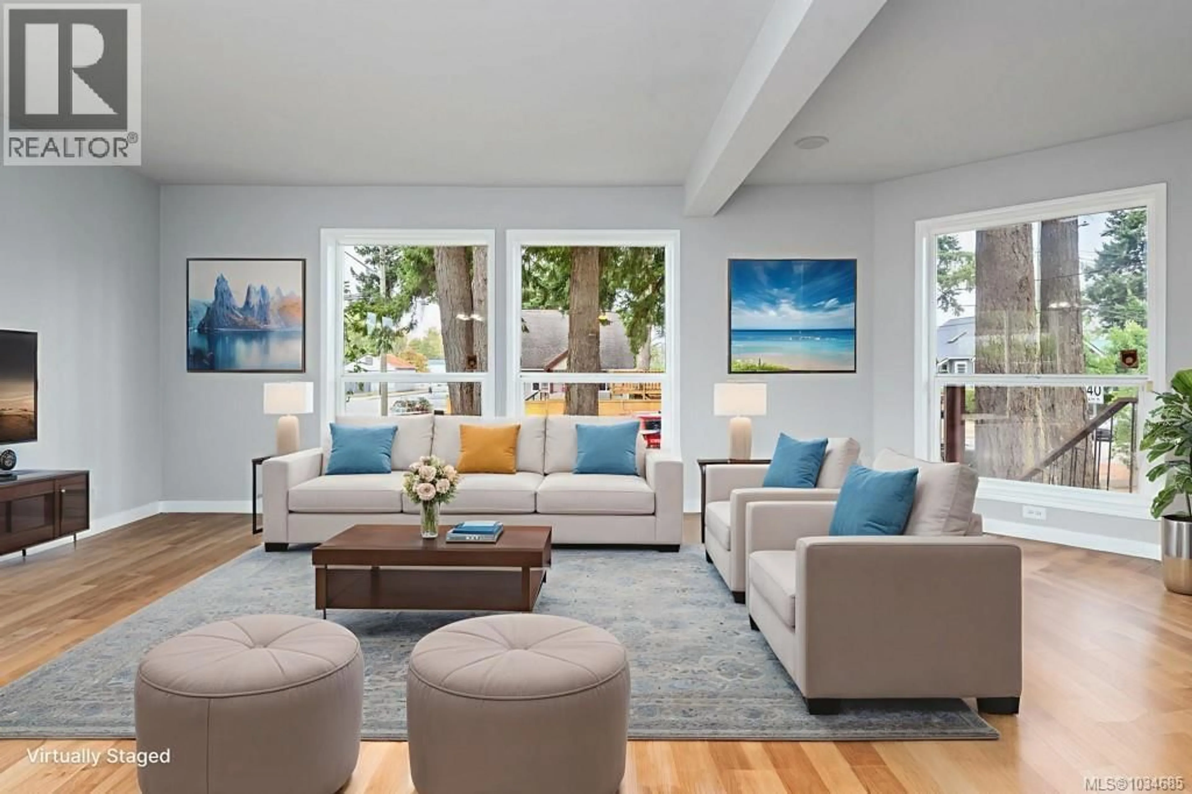Living room with furniture, unknown for 792 12TH STREET, Courtenay British Columbia V9N1V4