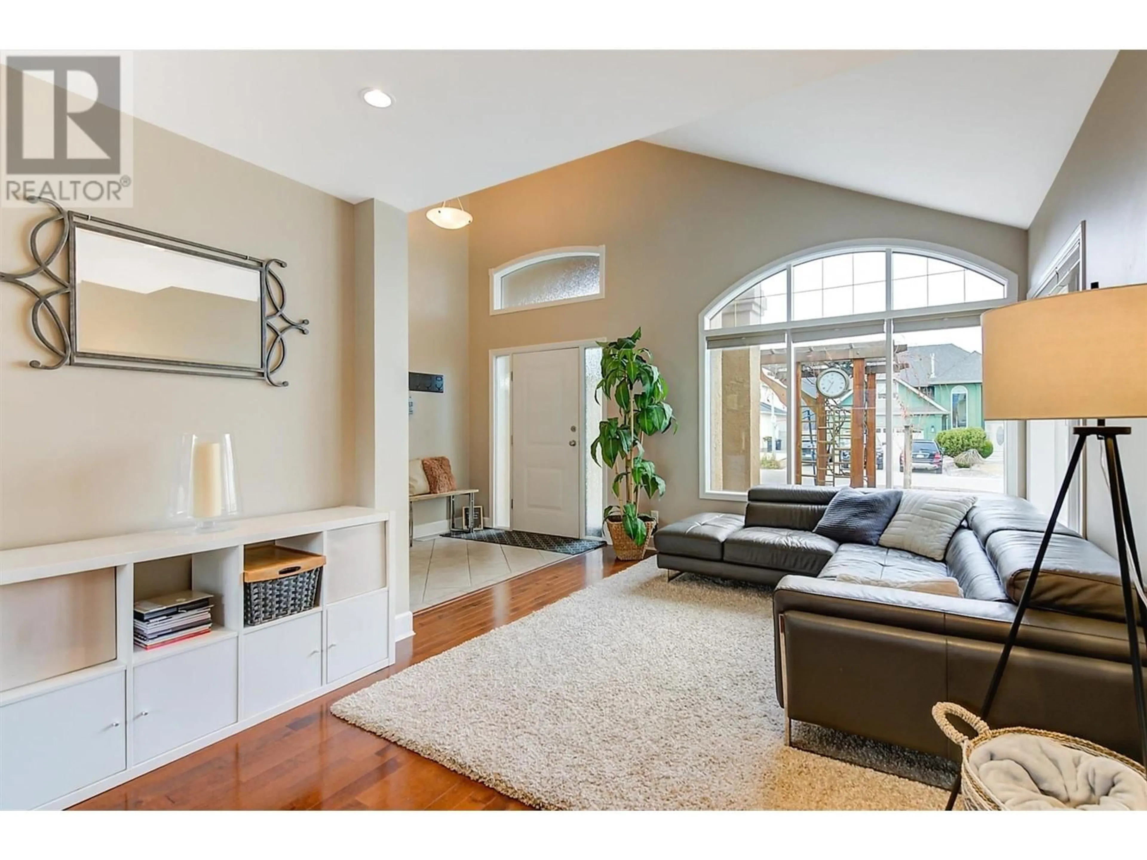 Living room with furniture, unknown for 3767 SPRINGBROOK ROAD, Kelowna British Columbia V1W3M2