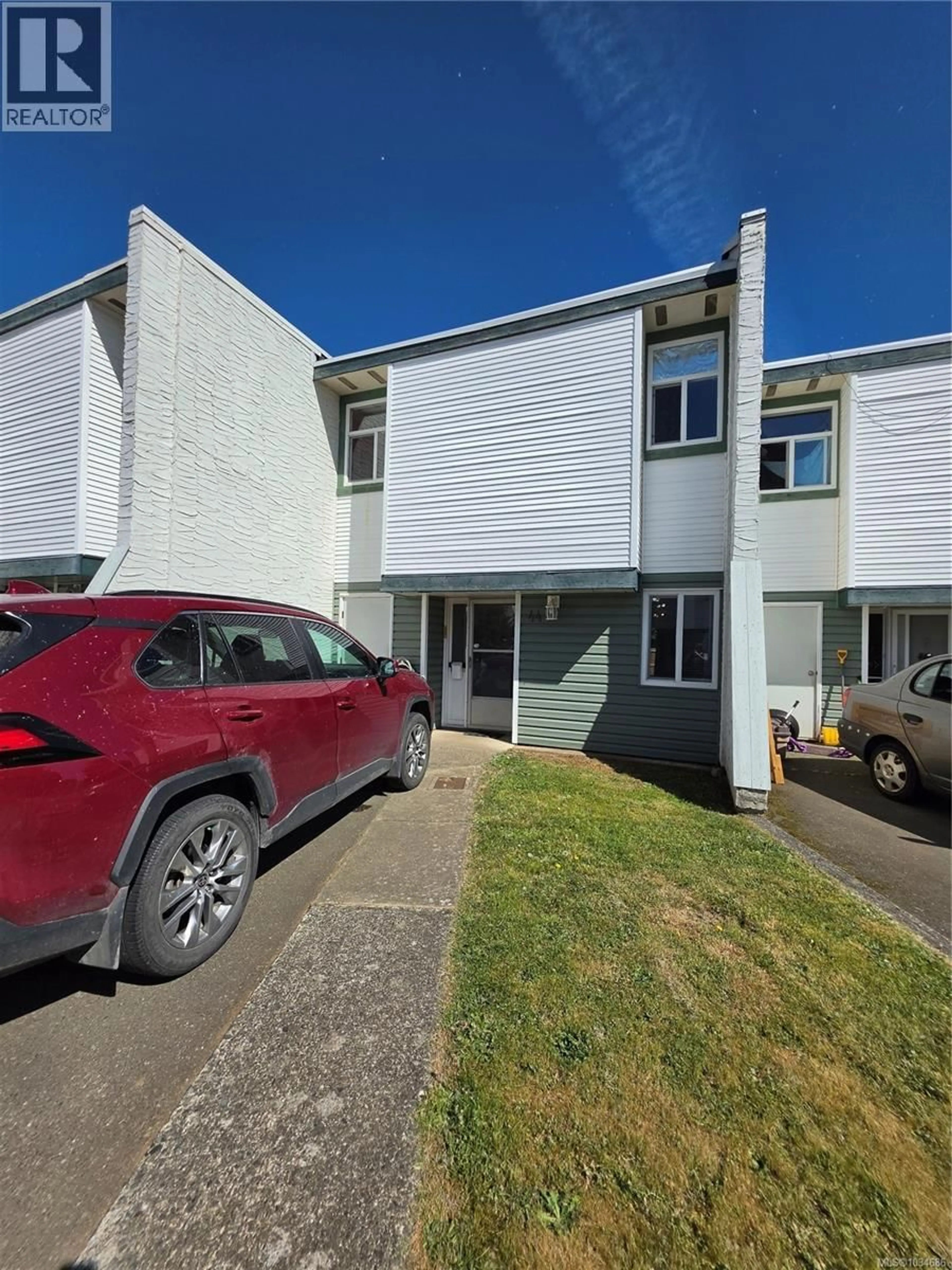 A pic from outside/outdoor area/front of a property/back of a property/a pic from drone, street for 44 - 1957 GUTHRIE ROAD, Comox British Columbia V9M2J2