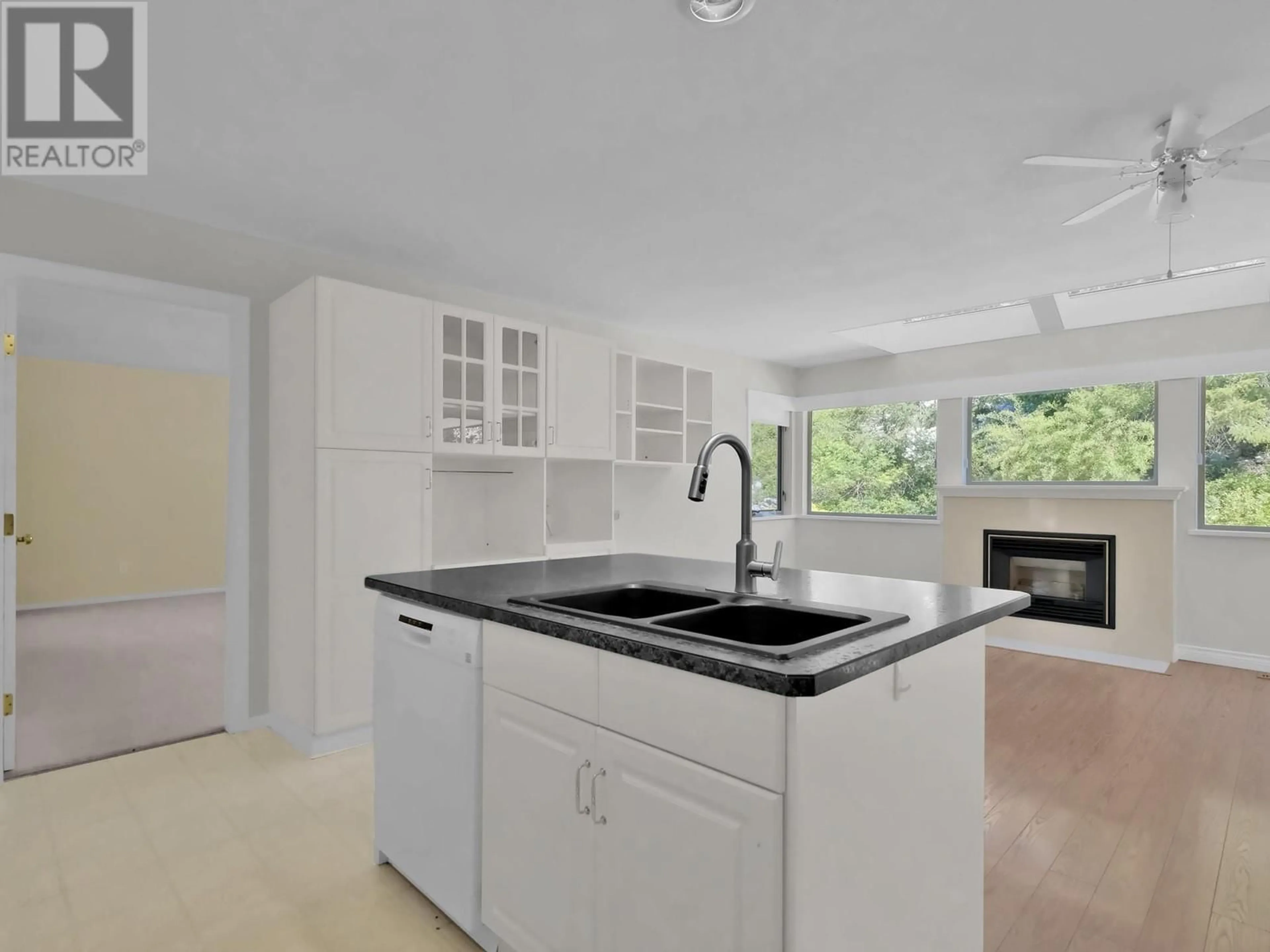 Unknown for 207 - 102 FORESTBROOK PLACE, Penticton British Columbia V2A7N4