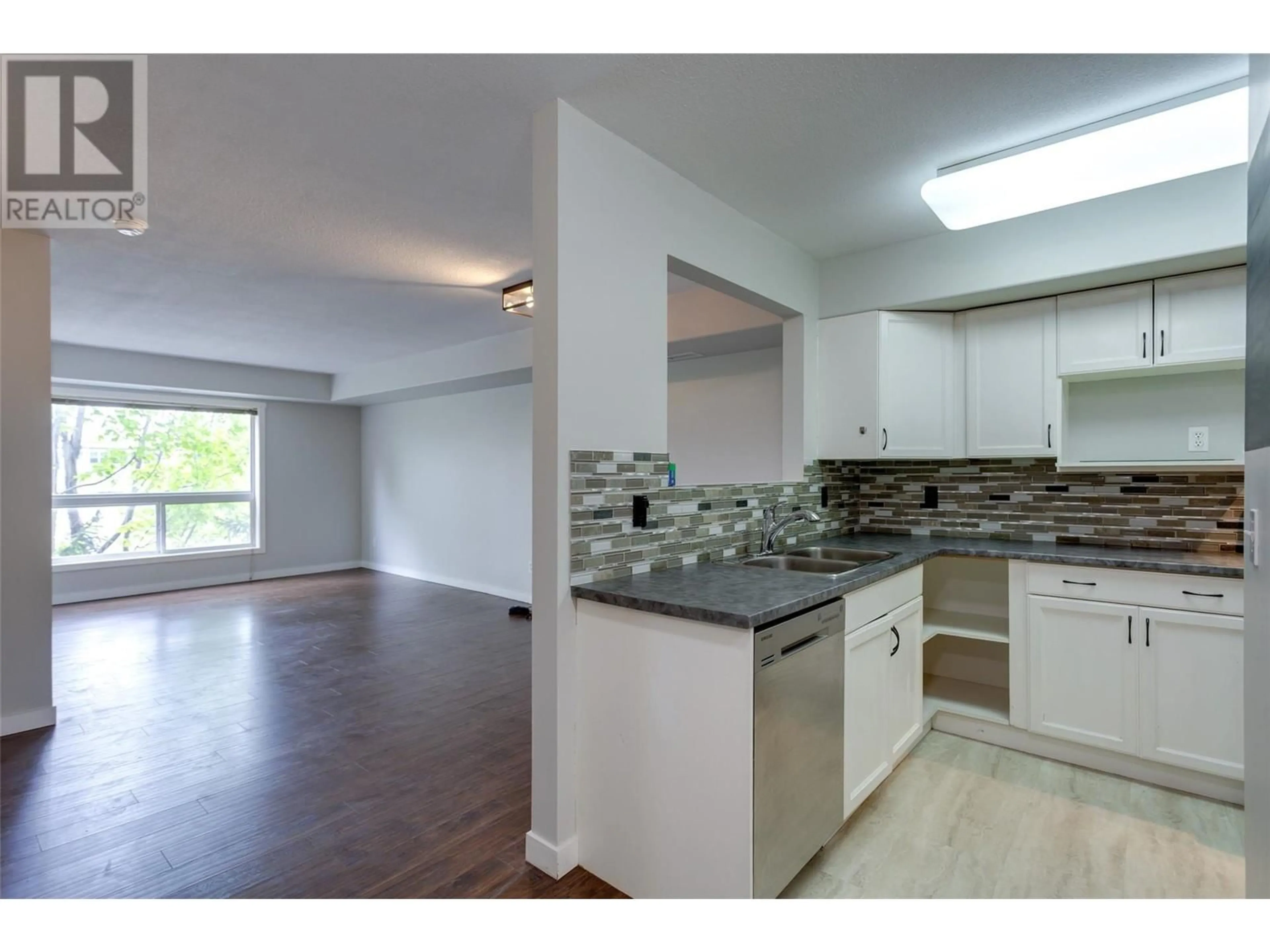 Open concept kitchen, unknown for 305 - 3115 DE MONTREUIL COURT, Kelowna British Columbia V1W3W1