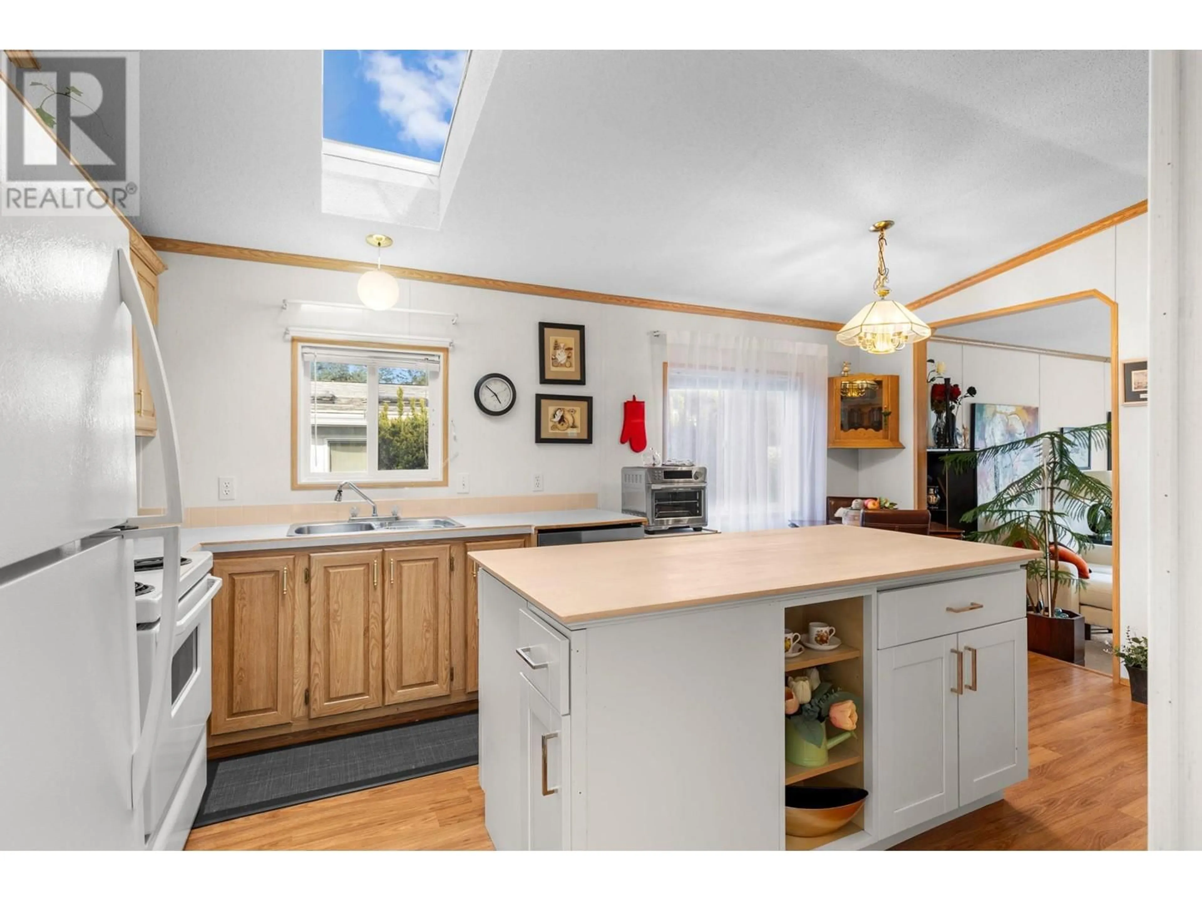 Open concept kitchen, unknown for #97 1850 SHANNON LAKE ROAD, Kelowna British Columbia V4T1L6