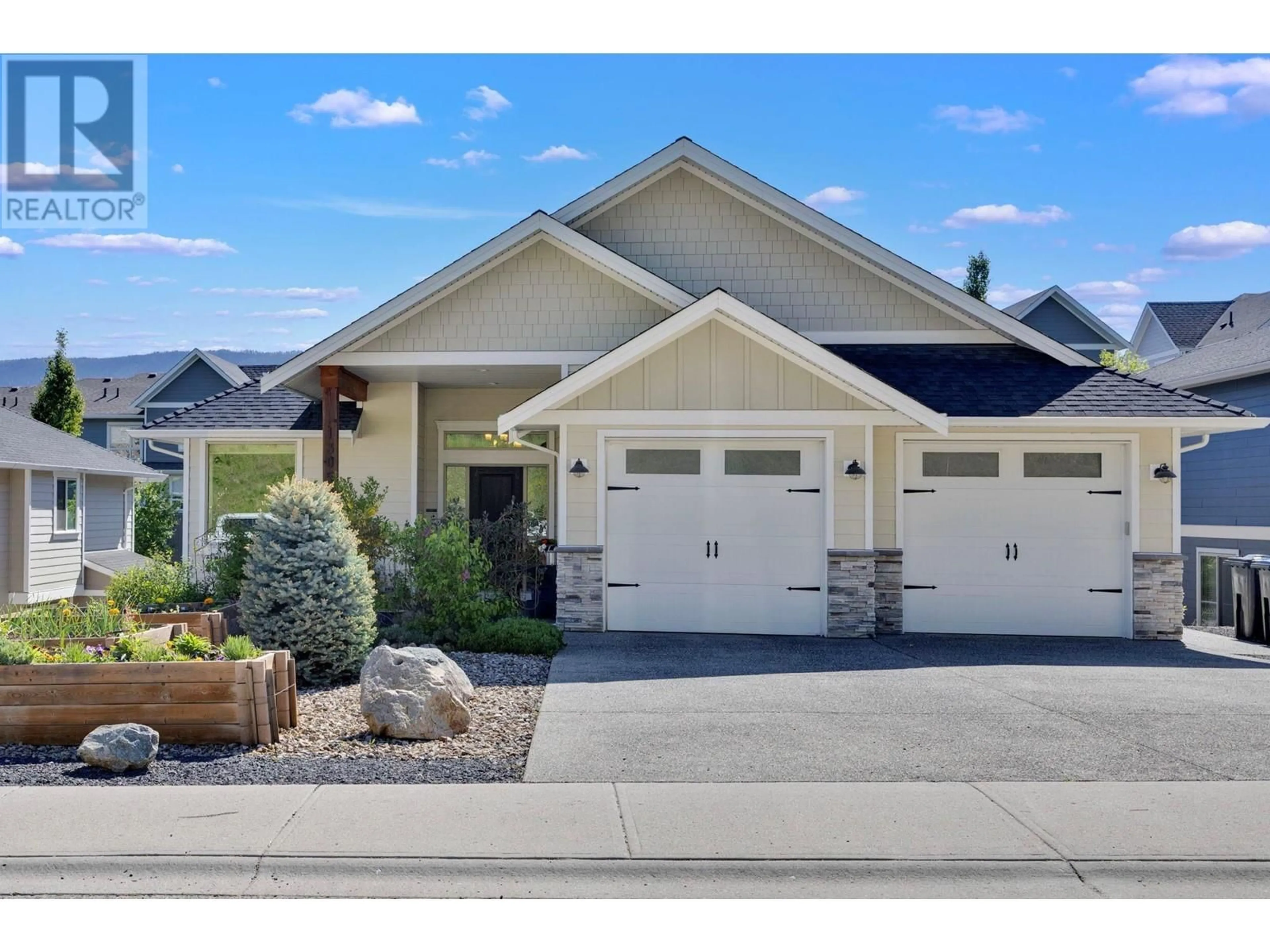 Home with vinyl exterior material, street for 13053 SHORELINE DRIVE, Lake Country British Columbia V4V2N8