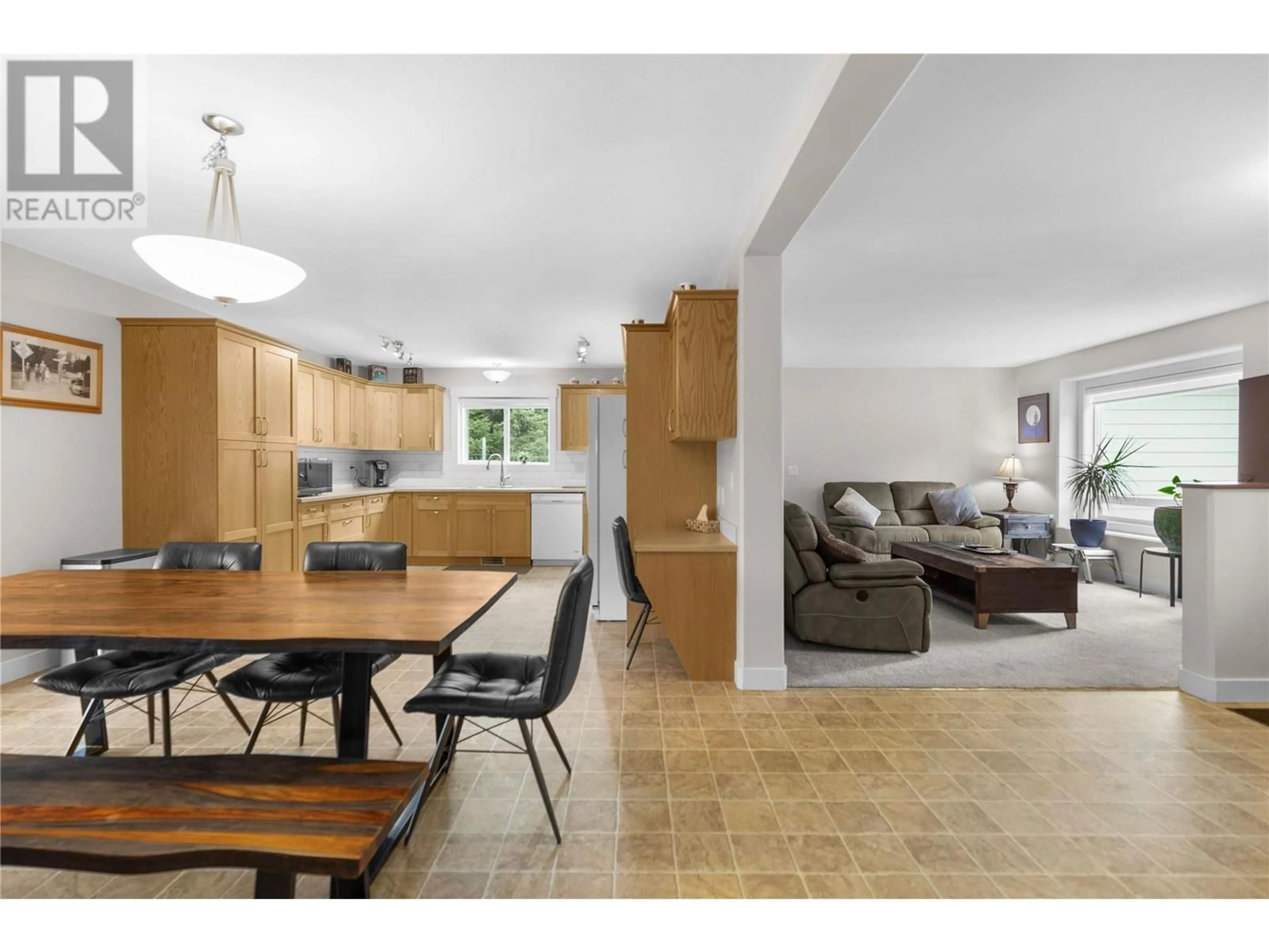Open concept kitchen, unknown for 4897 LODGEPOLE ROAD, Barriere British Columbia V0E1E0