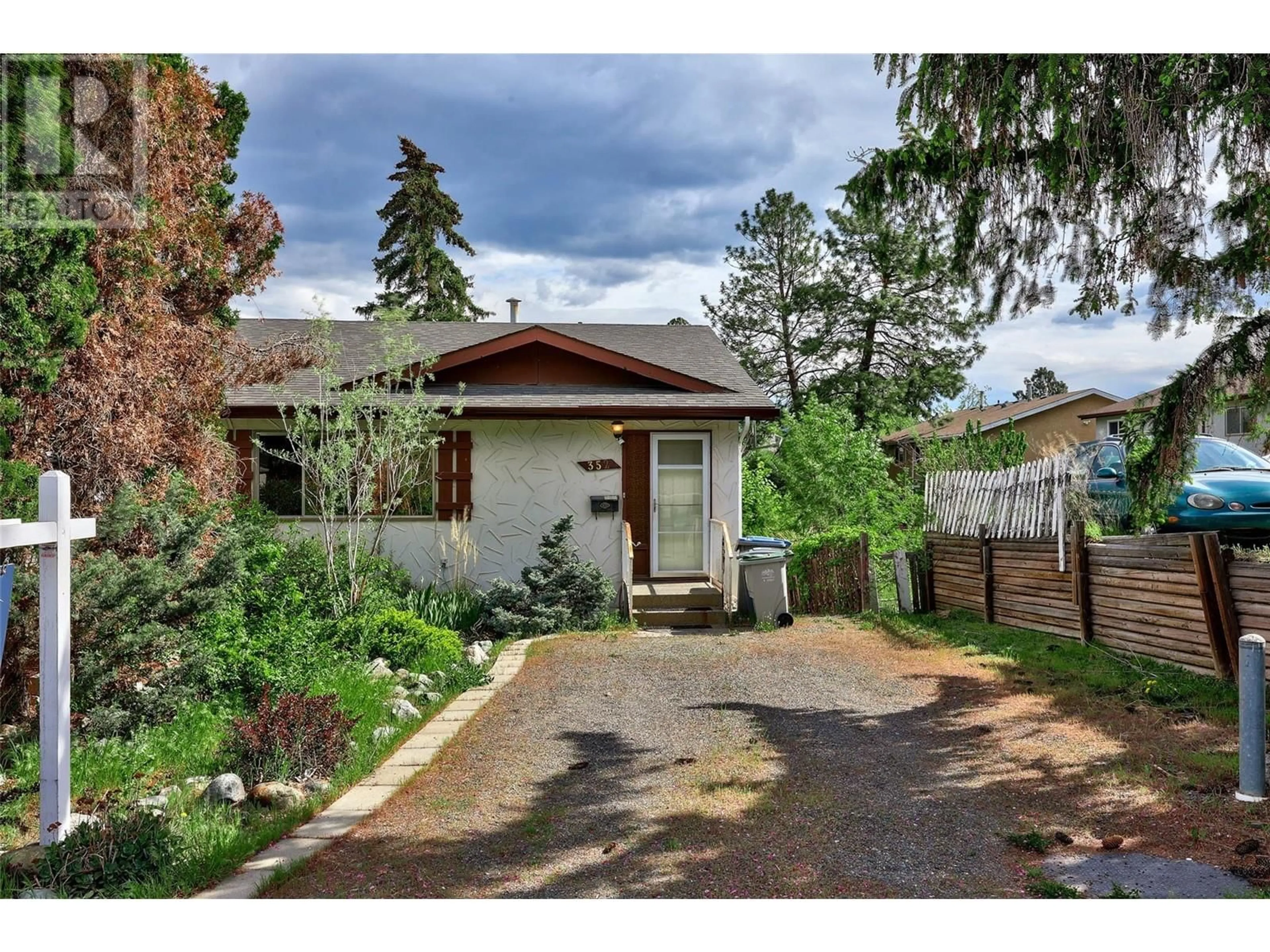 Unknown for 352 WADDINGTON DRIVE, Kamloops British Columbia V2E1M5
