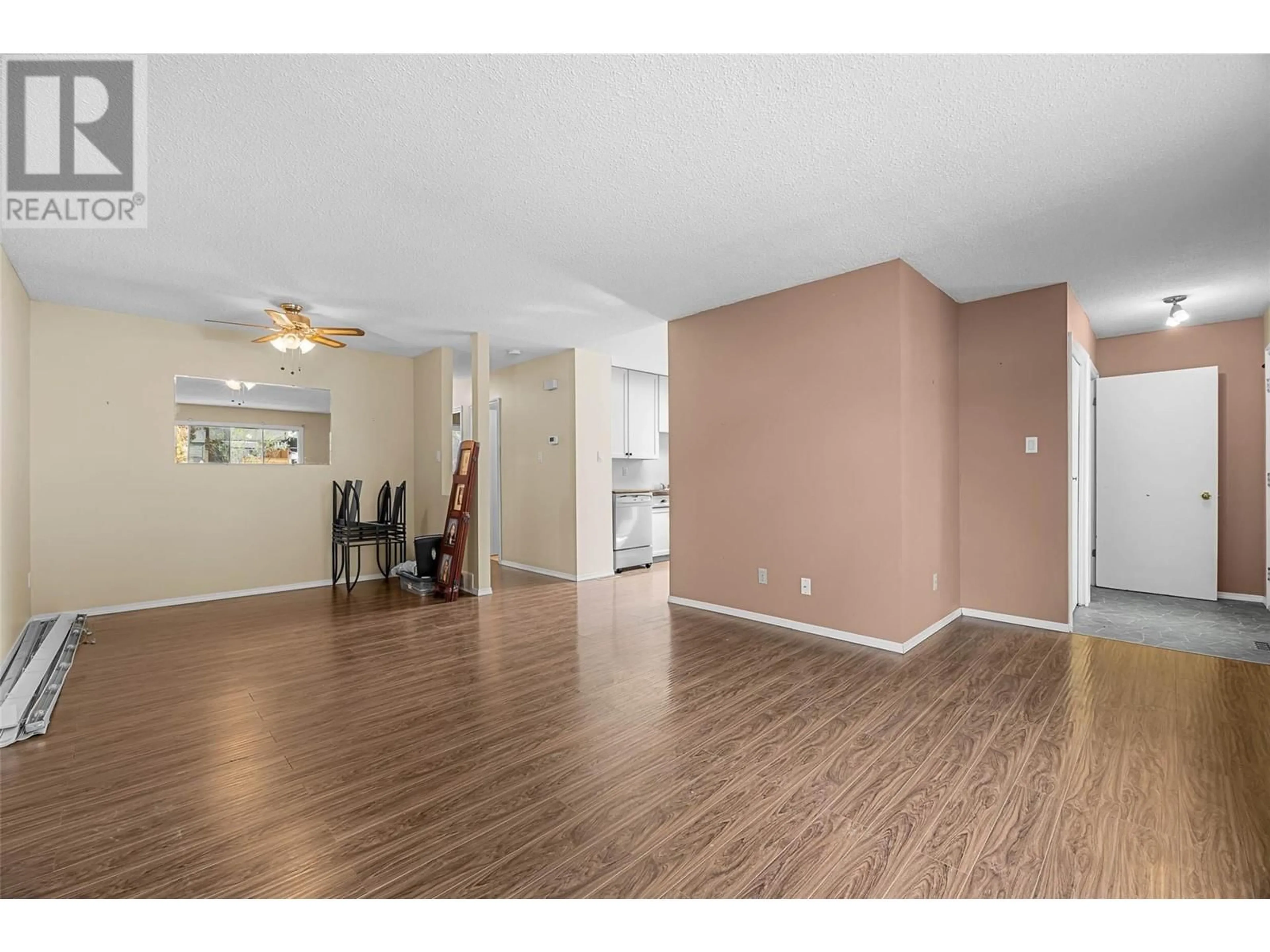 Unknown for 352 WADDINGTON DRIVE, Kamloops British Columbia V2E1M5