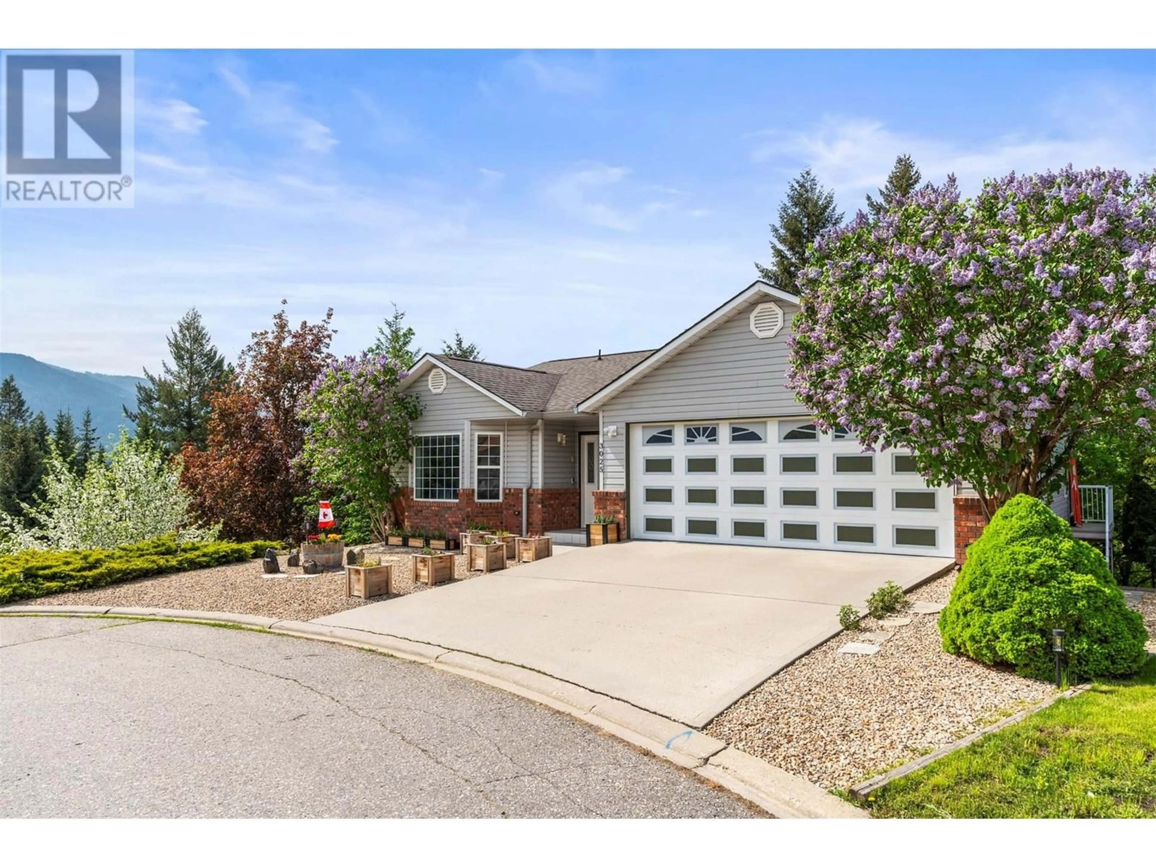 Home with vinyl exterior material, street for 3025 MURISON PLACE, Armstrong British Columbia V4Y0K4