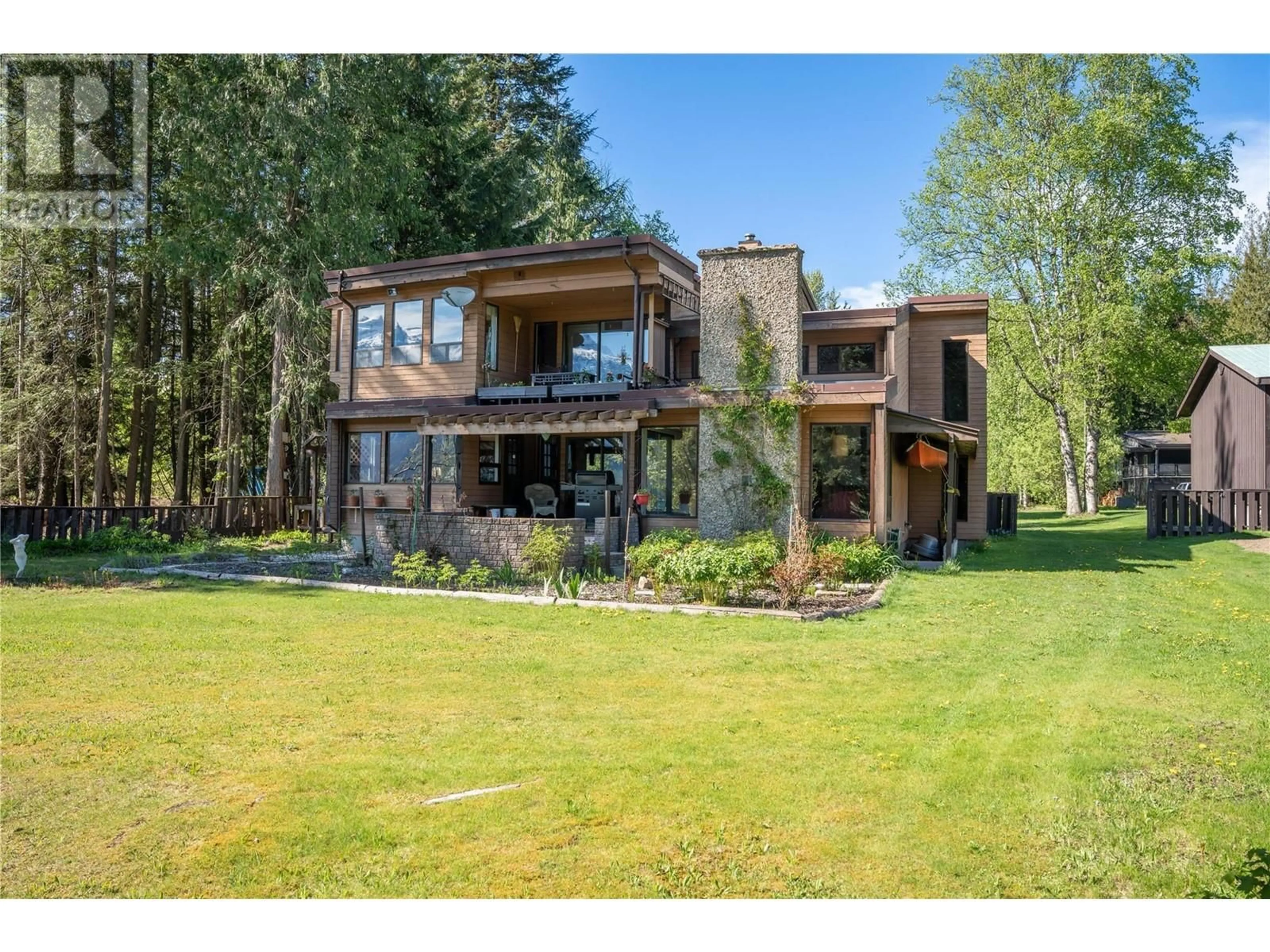 Unknown for 1447 SHIELL ROAD, Revelstoke British Columbia V0E2S0
