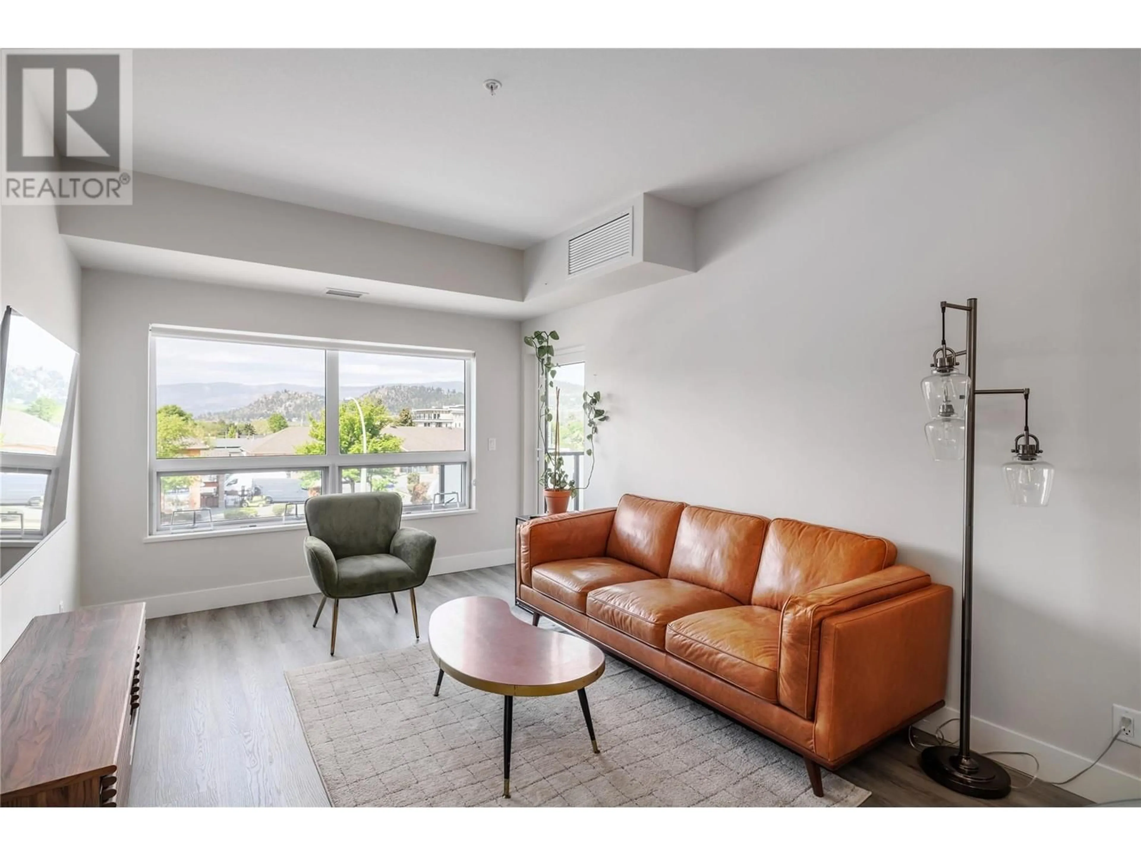 Living room with furniture, unknown for 314 - 191 HOLLYWOOD ROAD, Kelowna British Columbia V1X0B9