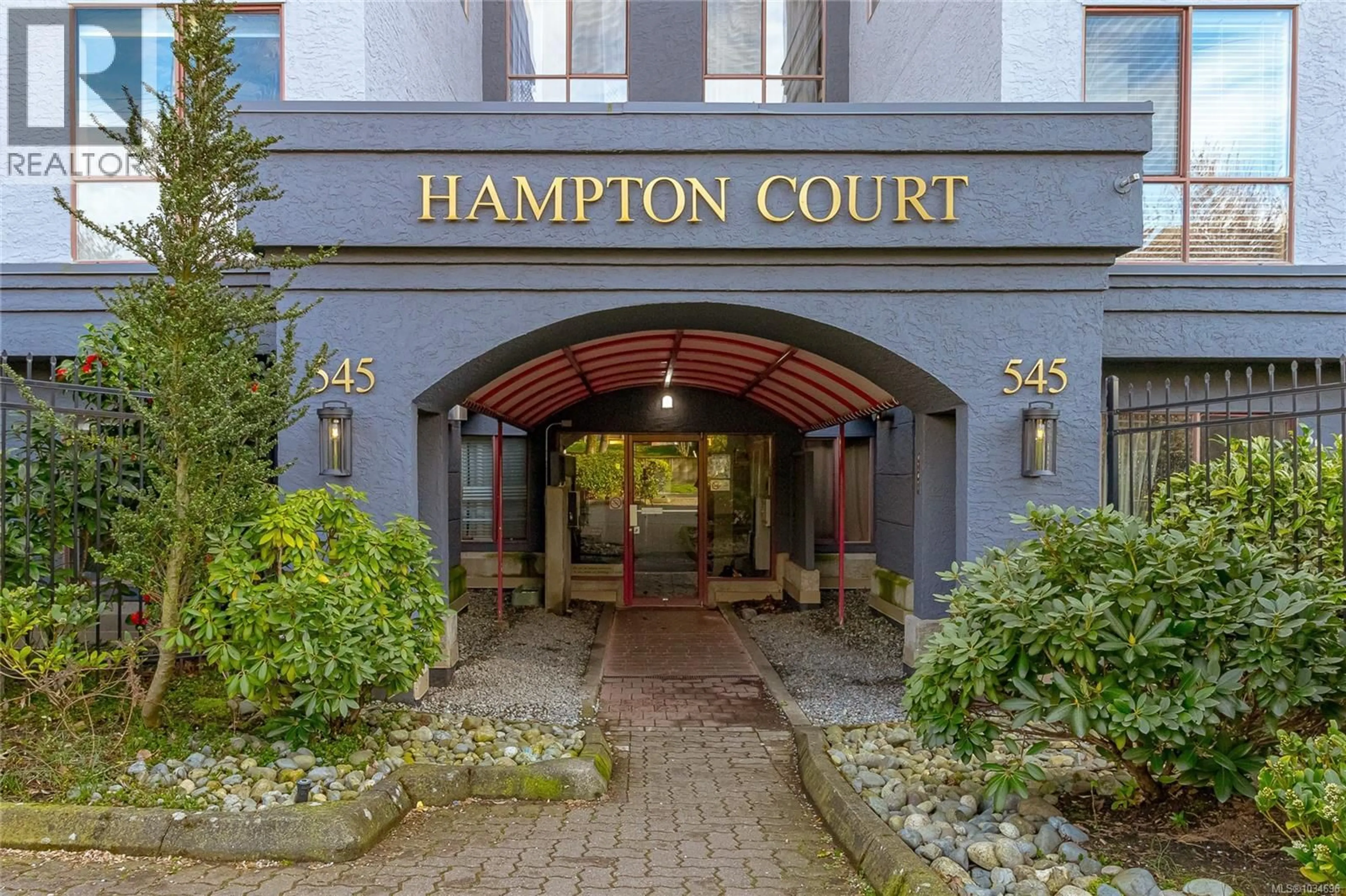 Lobby for 209 - 545 MANCHESTER ROAD, Victoria British Columbia V8T5H6