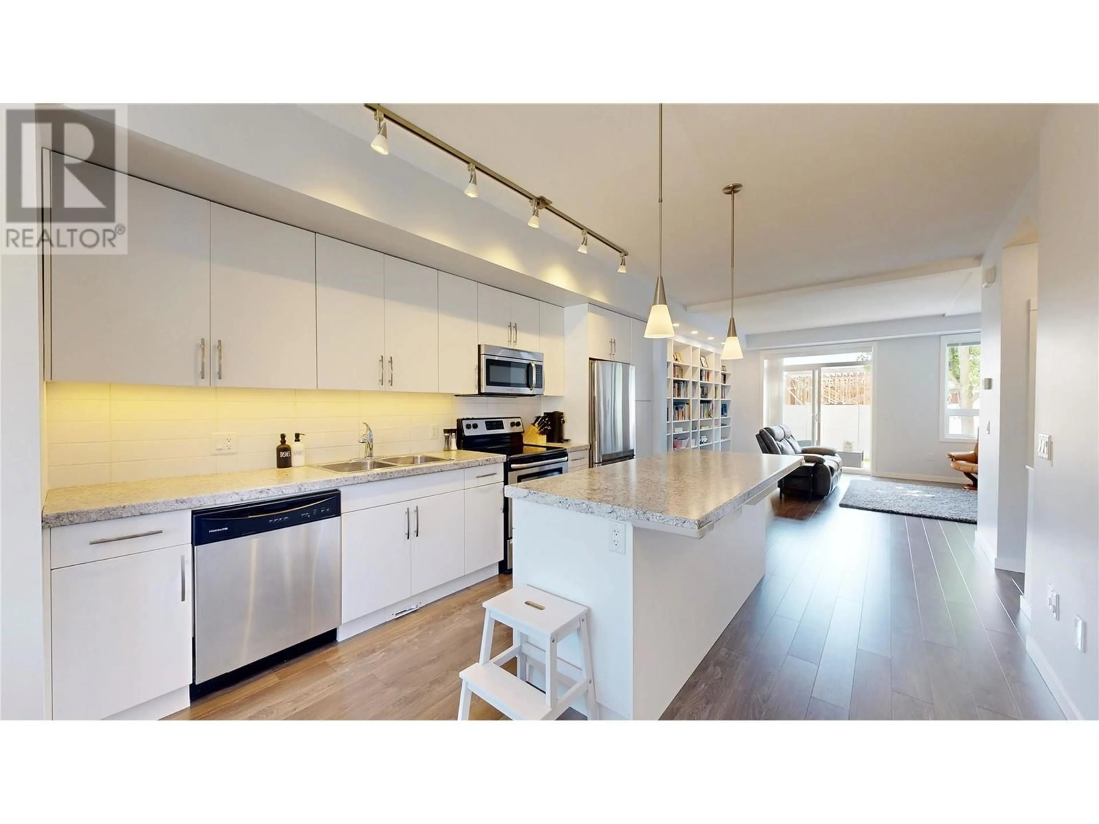 Open concept kitchen, unknown for 43 - 625 BOYNTON PLACE, Kelowna British Columbia V1V3B5