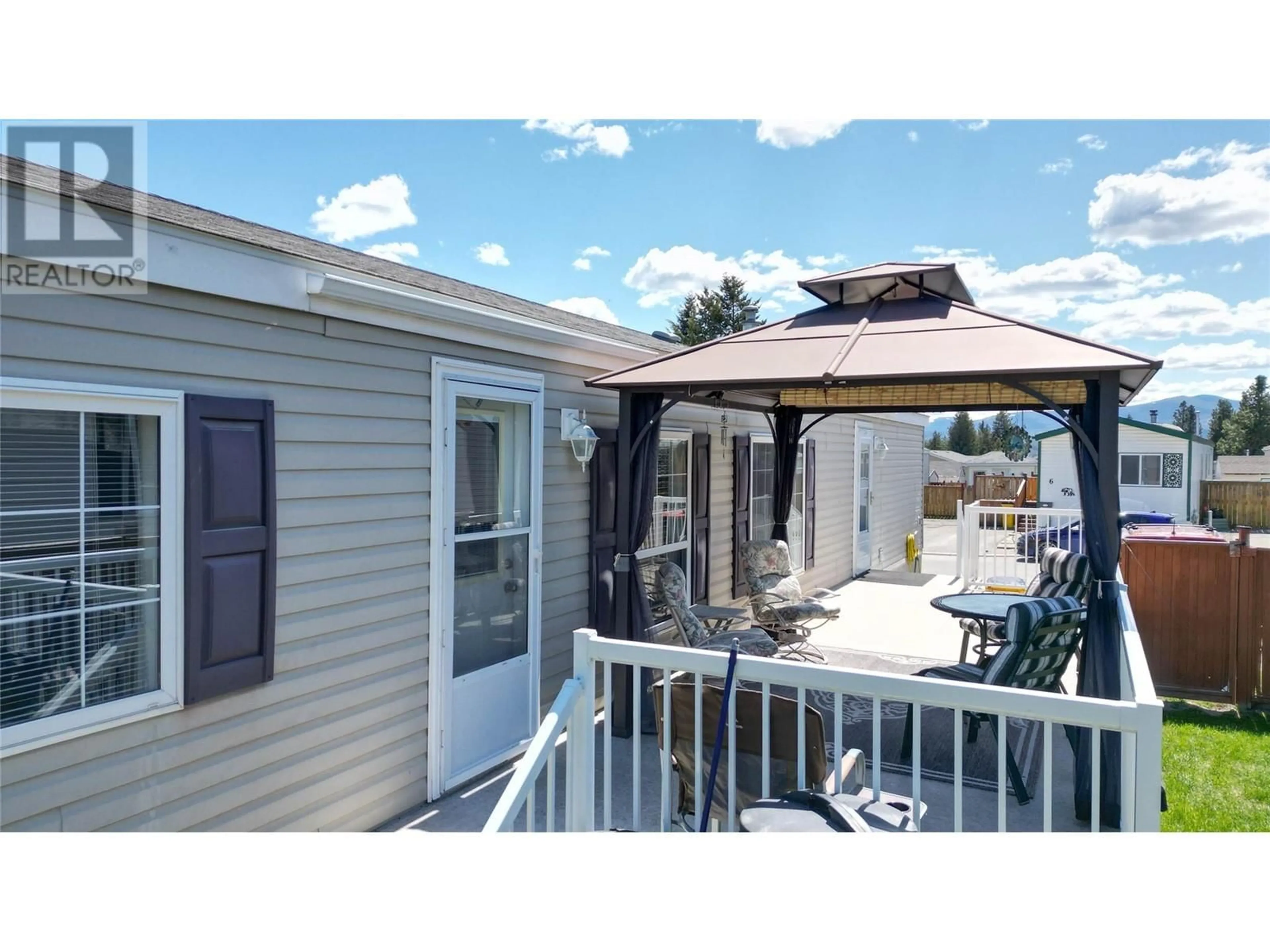 Home with vinyl exterior material, water/lake/river/ocean view for 5 - 2424 INDUSTRIAL  2 ROAD, Cranbrook British Columbia V1C6H3