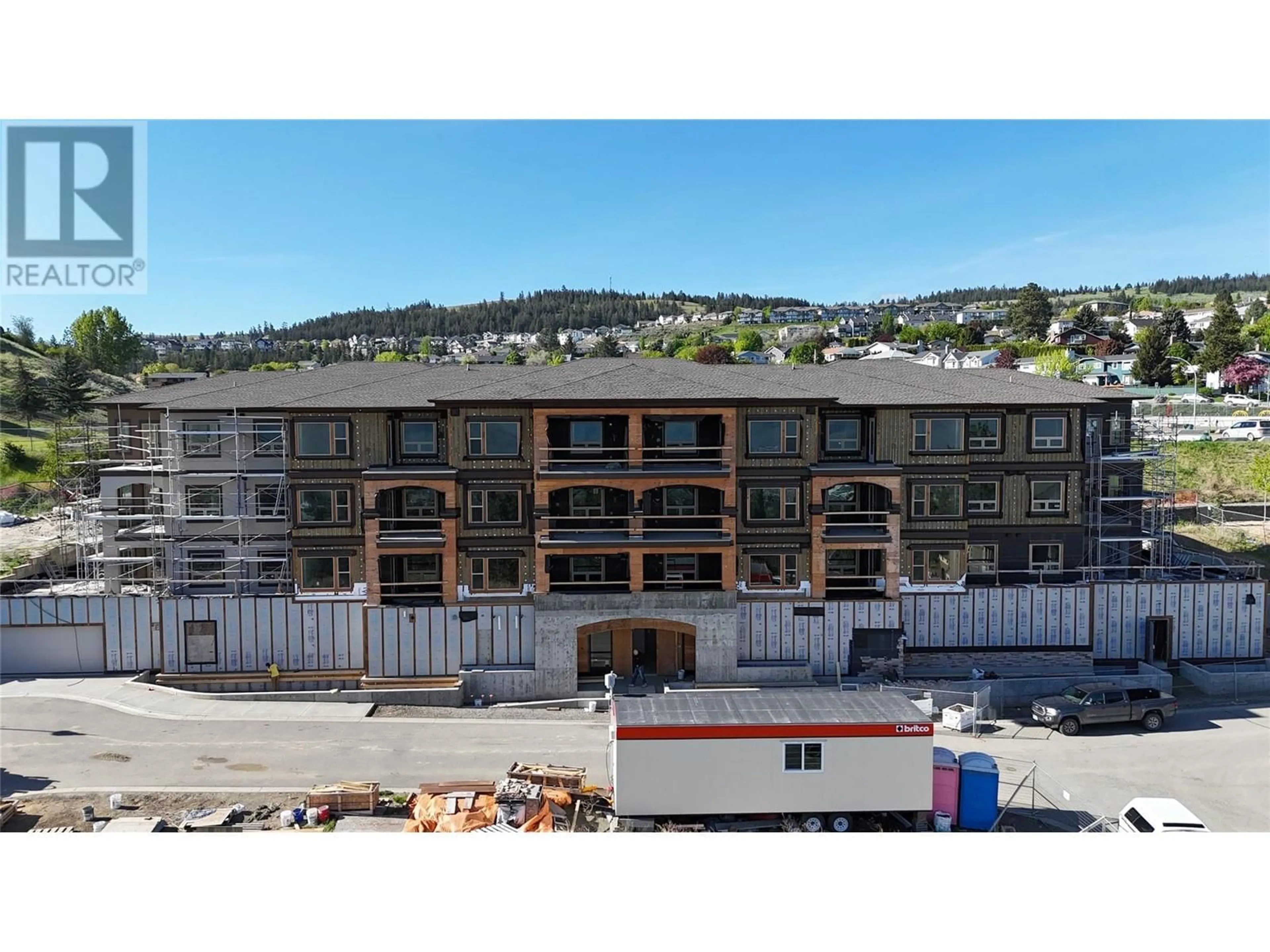 A pic from outside/outdoor area/front of a property/back of a property/a pic from drone, building for 106 - 2171 VAN HORNE DRIVE, Kamloops British Columbia V1S0E2