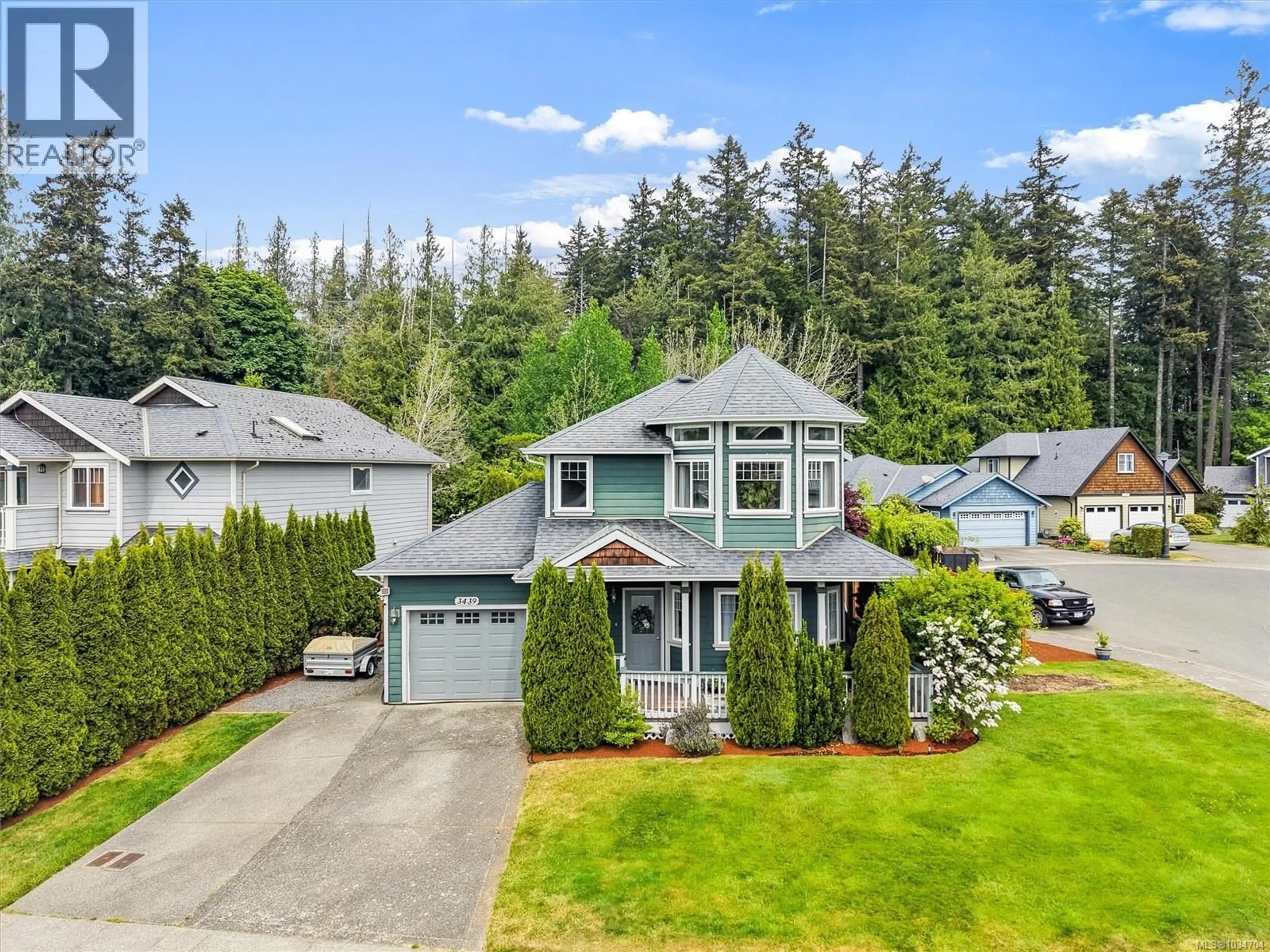 A pic from outside/outdoor area/front of a property/back of a property/a pic from drone, street for 3439 PATTISON WAY, Colwood British Columbia V9C4K8