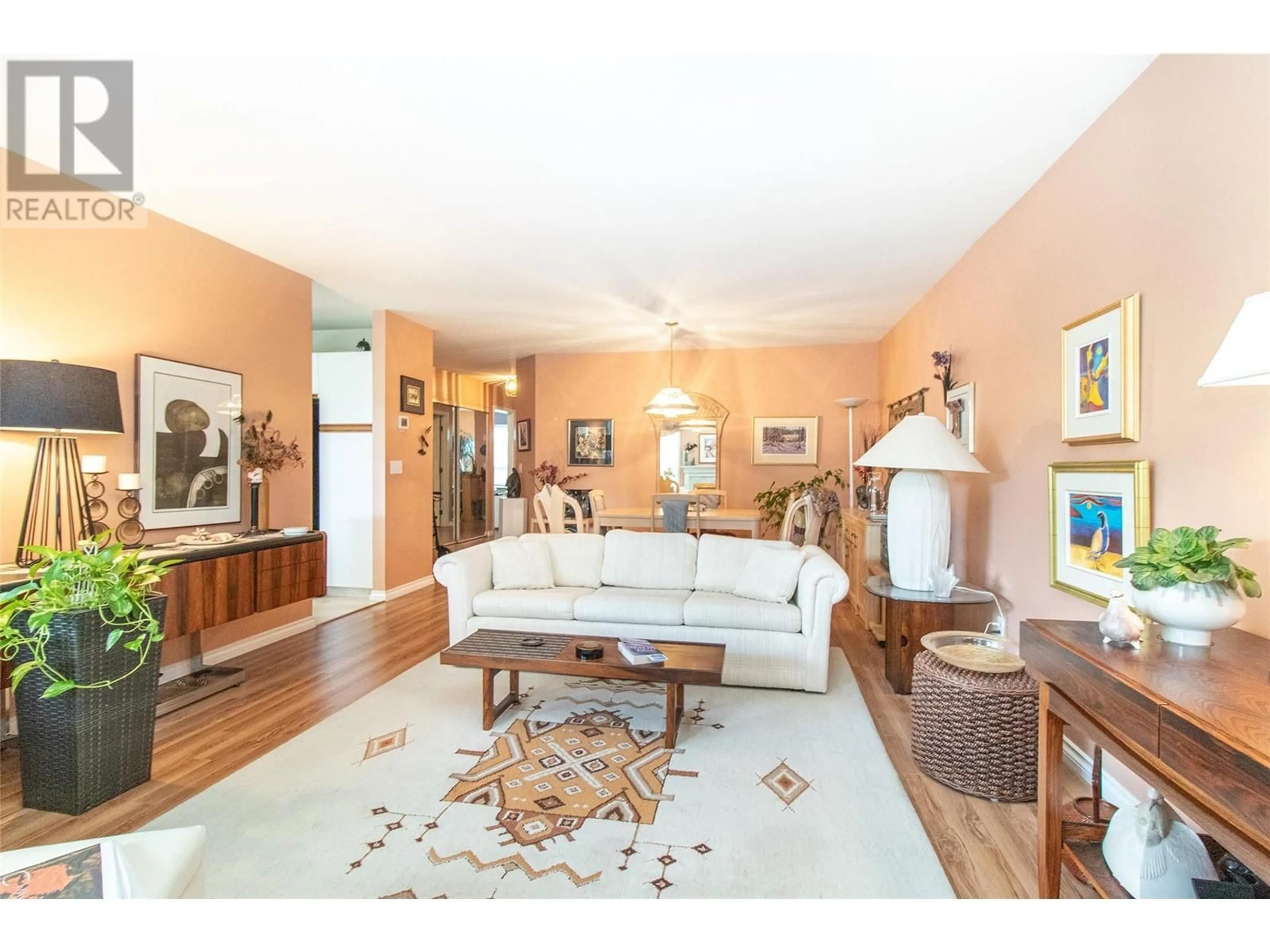 Living room with furniture, unknown for 73 - 1101 CAMERON AVENUE, Kelowna British Columbia V1Y8W2