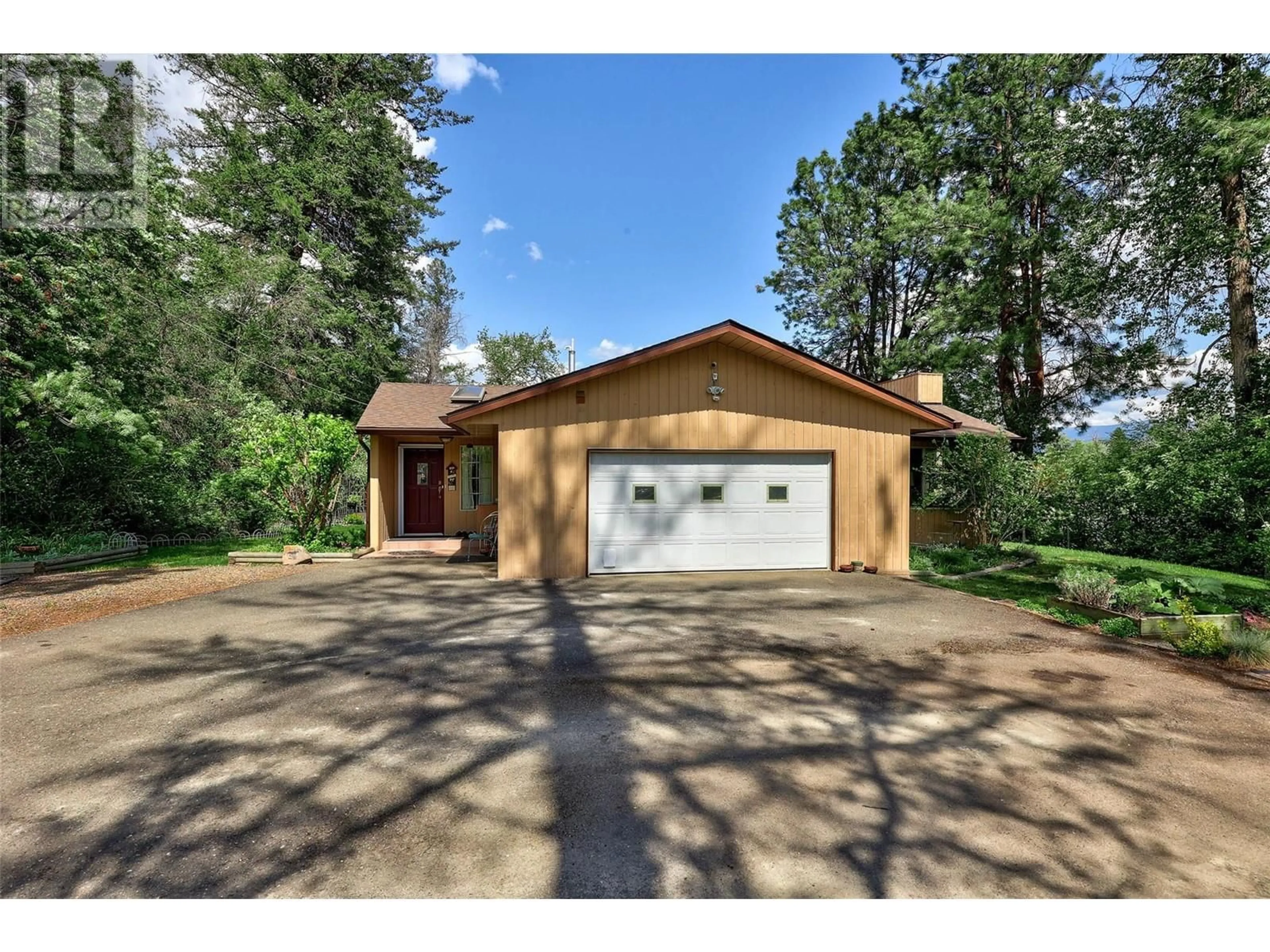 Indoor garage for 4611 WESTSYDE ROAD, Kamloops British Columbia V2B8N3