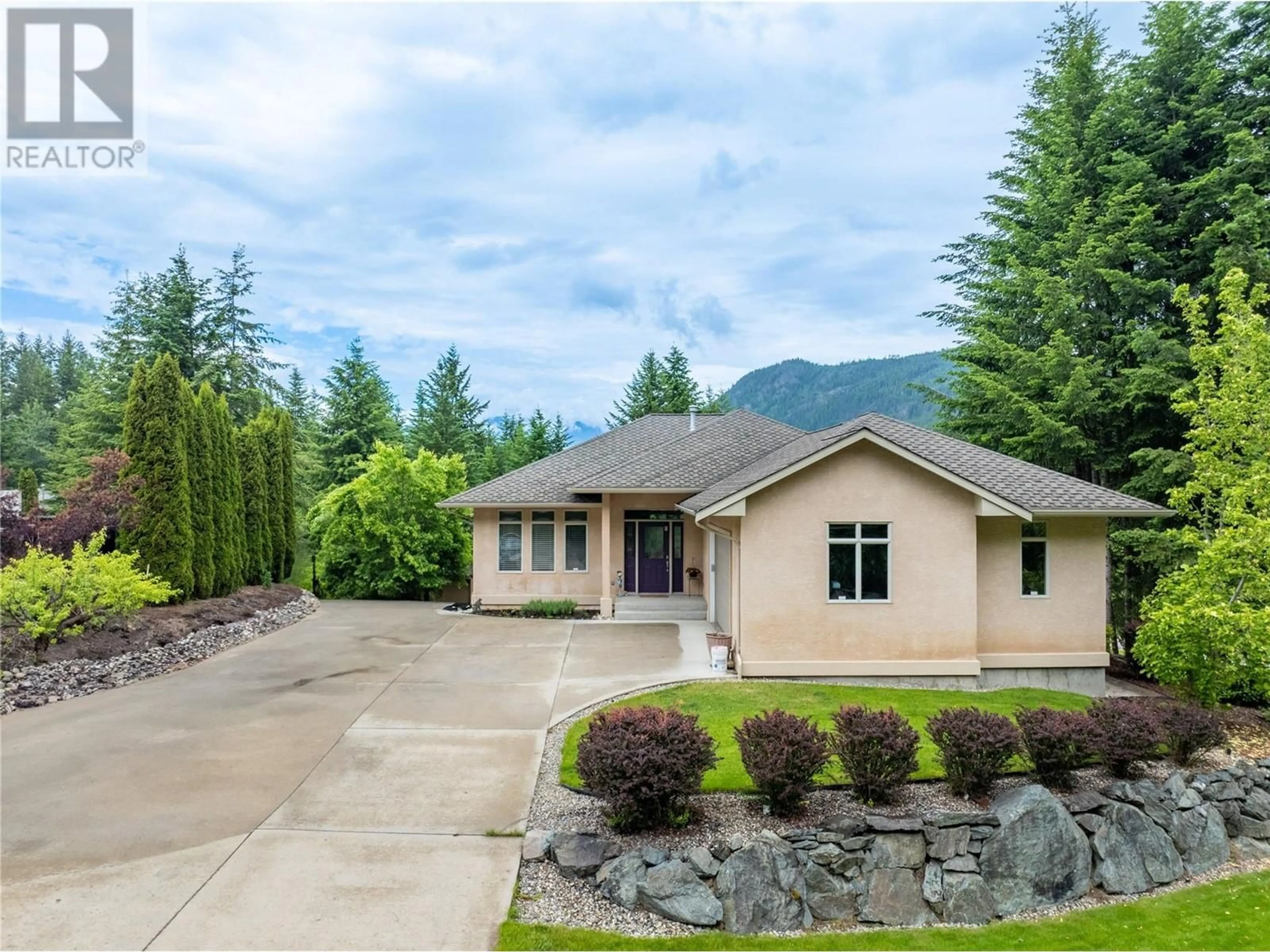 Unknown for 2701 MOUNTVIEW DRIVE, Blind Bay British Columbia V0E1H1