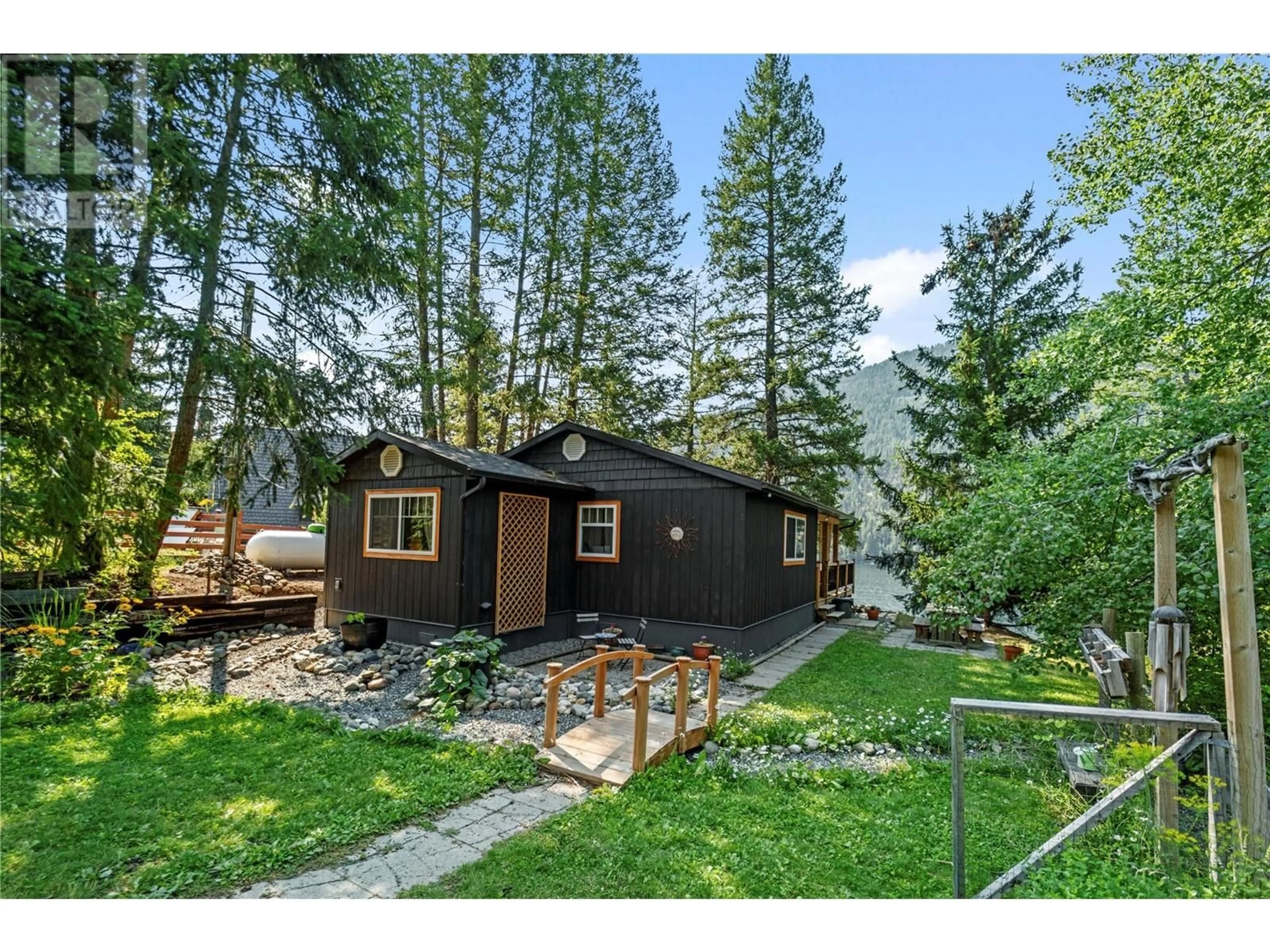 Shed for 2508 STONEY DRIVE, Kamloops British Columbia V2H1P3