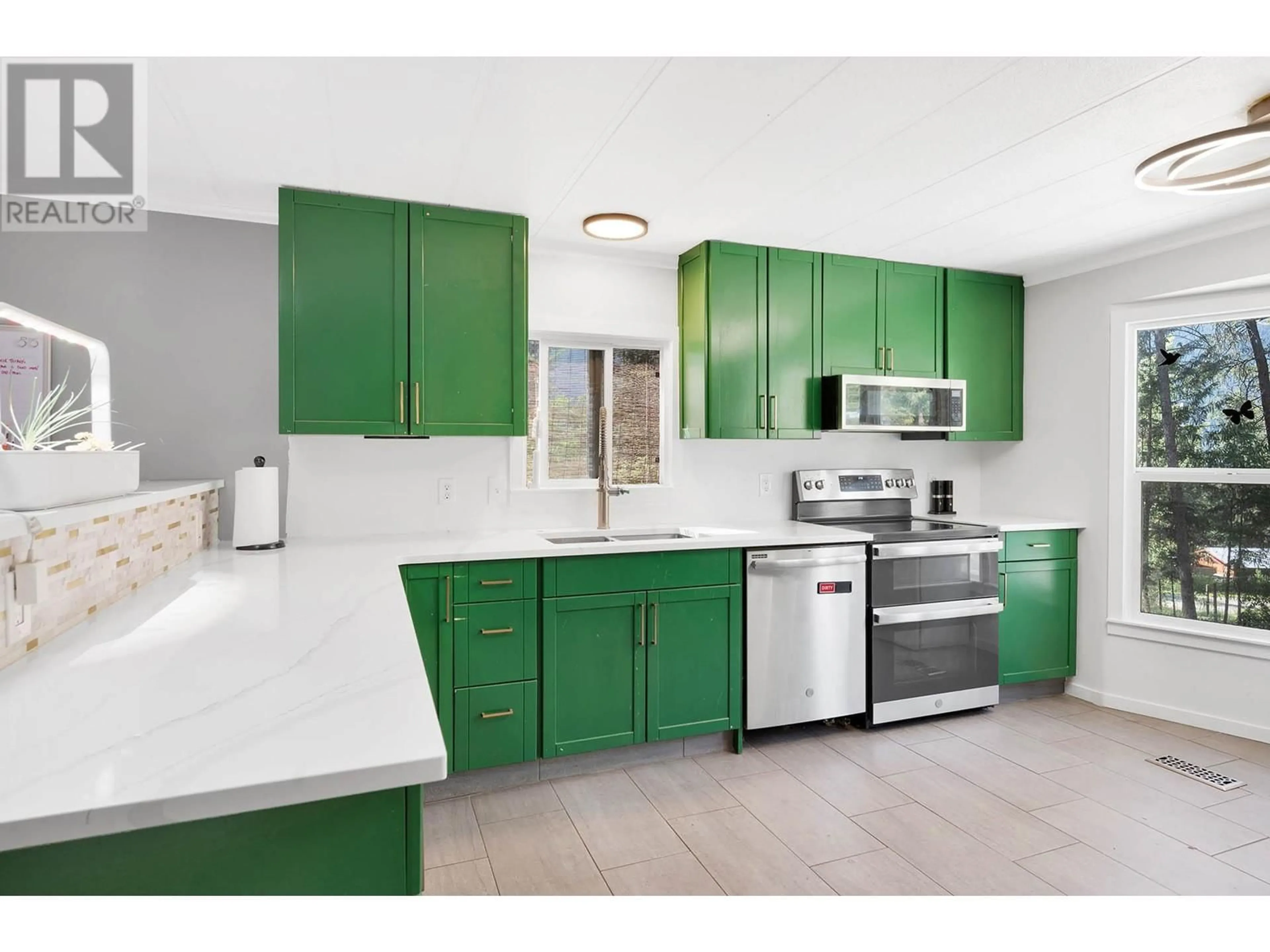 Unknown for 392 WALTERDALE ROAD, Kamloops British Columbia V2C6H1