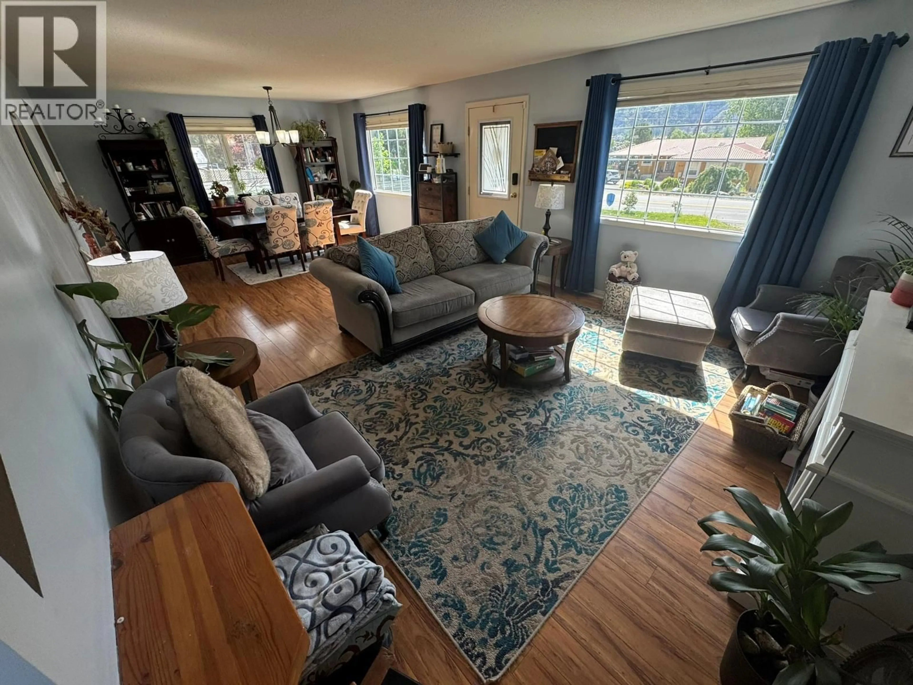 Living room with furniture, unknown for 7137 TUCELNUIT DRIVE, Oliver British Columbia V0H1T2