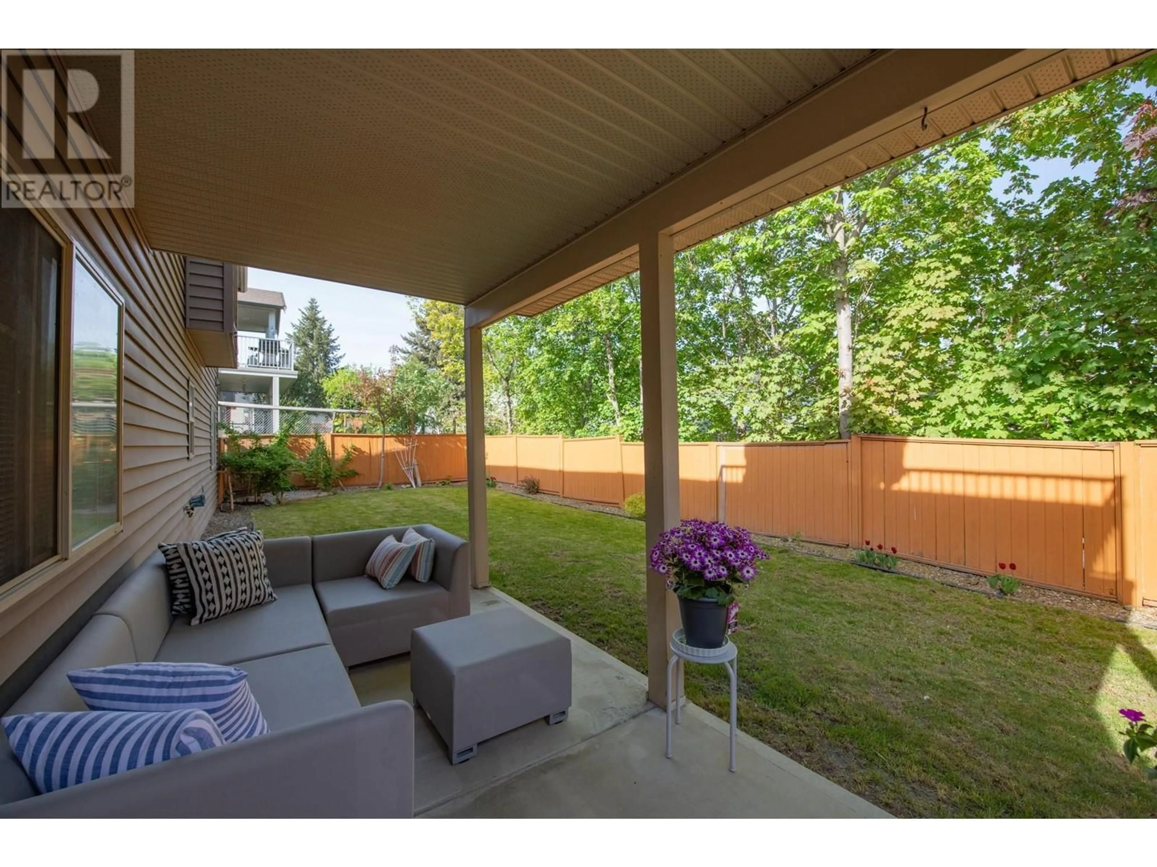 Patio, street for 1927 SKYVIEW CRESCENT, Lumby British Columbia V0E2G0
